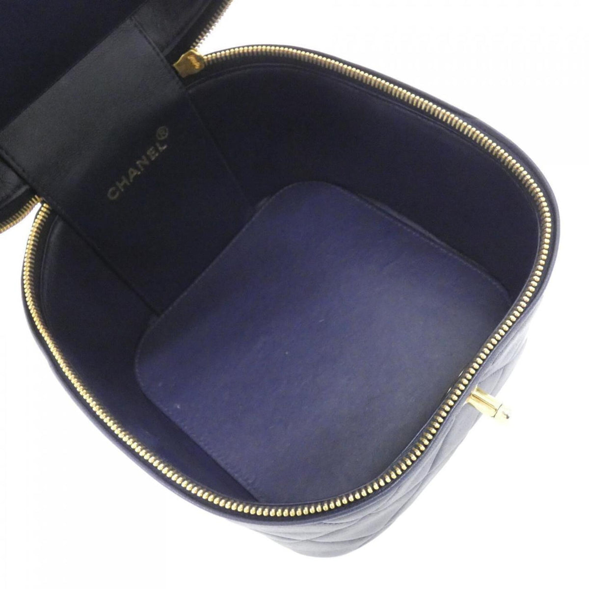 Chanel Navy Leather Handbag (Pre-Owned)