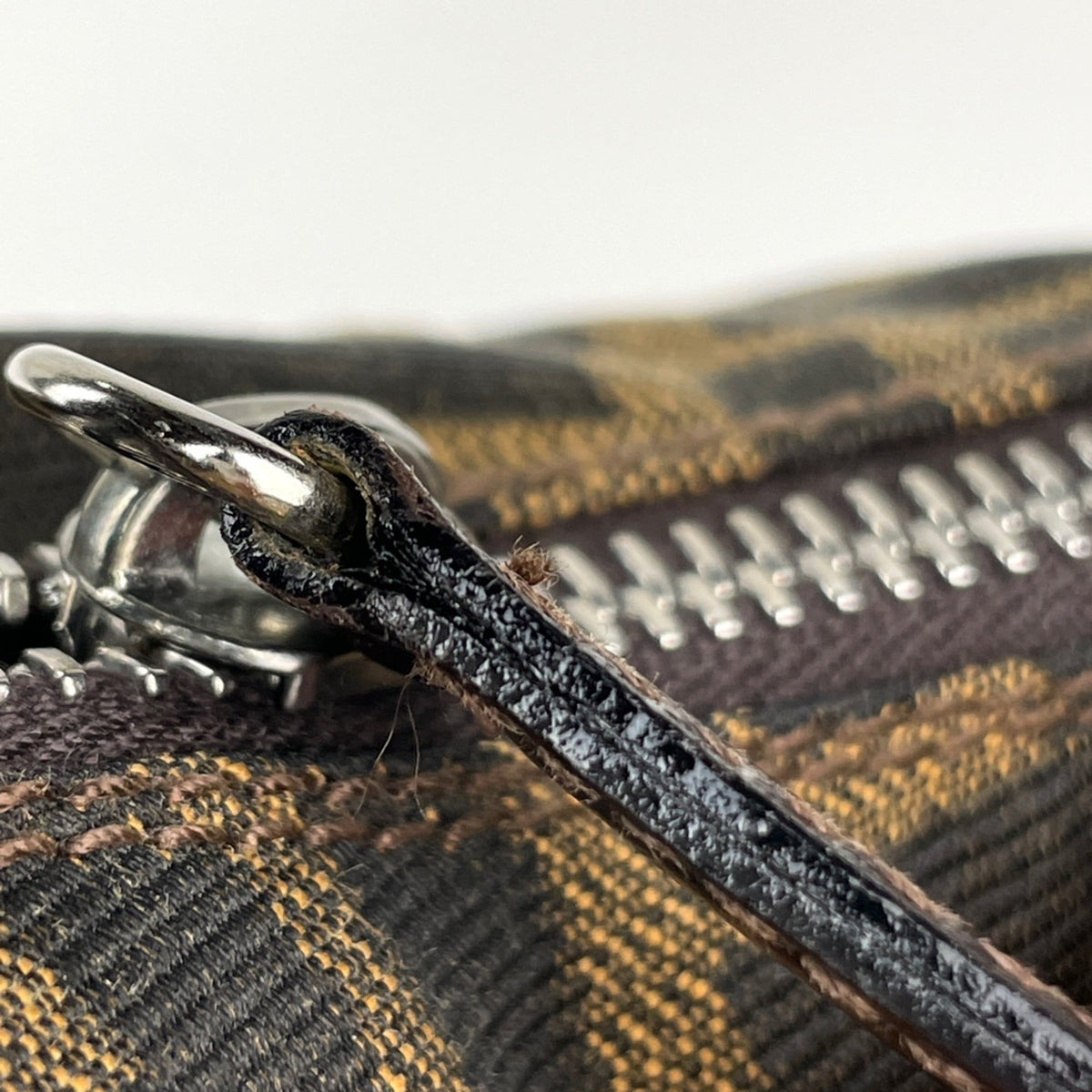 Fendi Brown Canvas Leather Shoulder Bag (Pre-Owned)