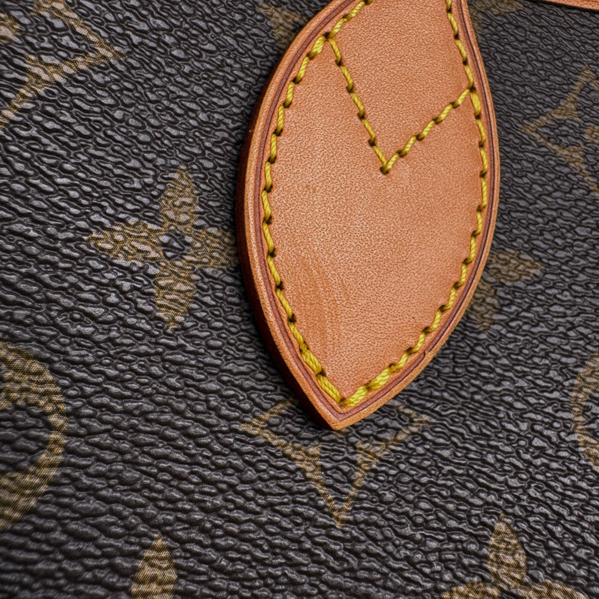 Louis Vuitton Brown Monogram Handbag Tote Bag (Pre-Owned)