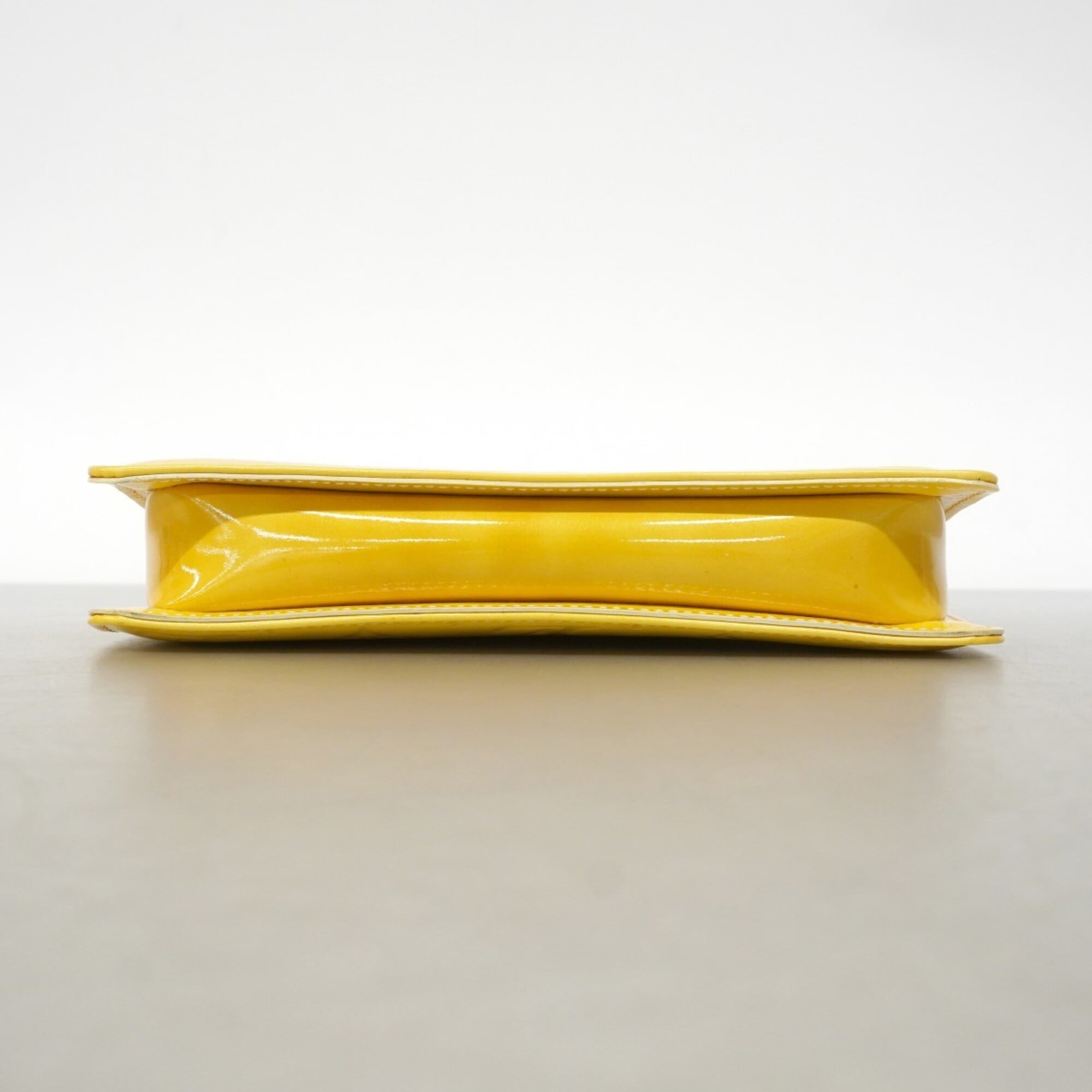 Louis Vuitton Lime Yellow Pouch (Pre-Owned)