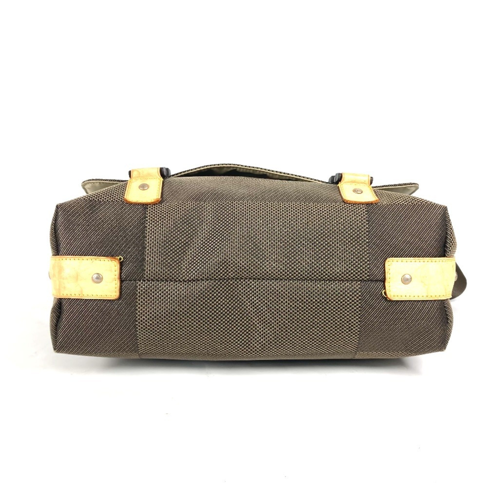 Louis Vuitton Khaki Damier Geant Messenger Bag Shoulder Bag (Pre-Owned)