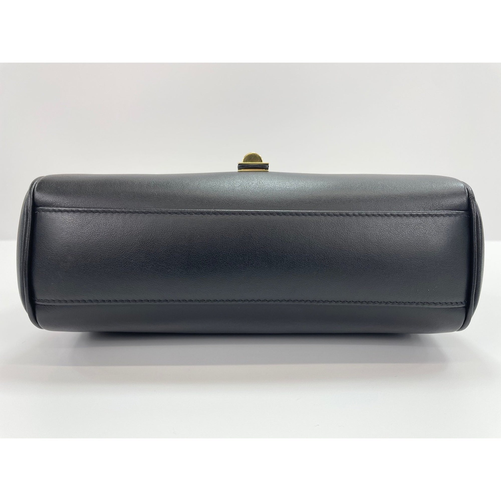 Celine Black Leather Shoulder Bag (Pre-Owned)