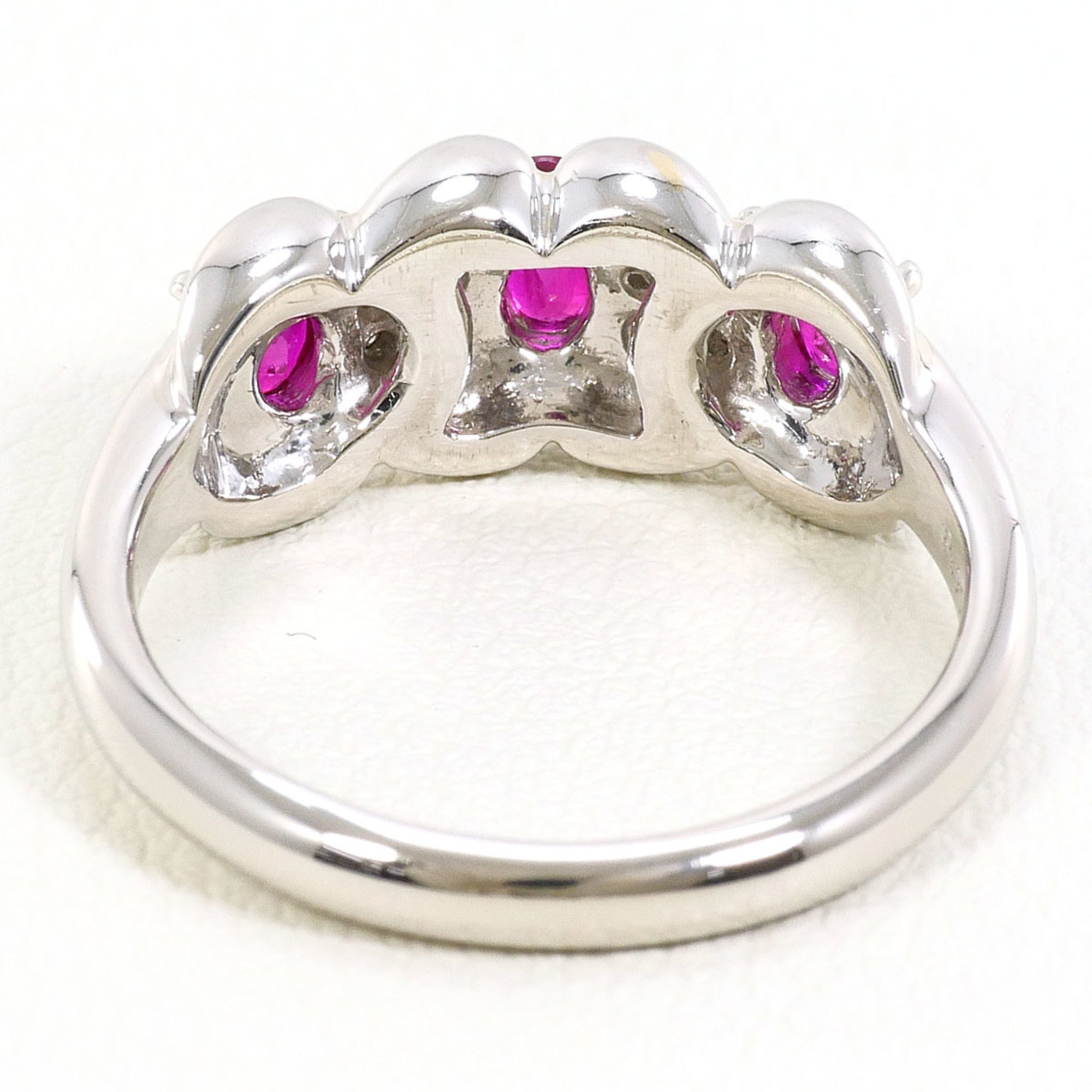 Pigeon Clear Platinum Red Color Platinum 900 Band Ring (Pre-Owned)