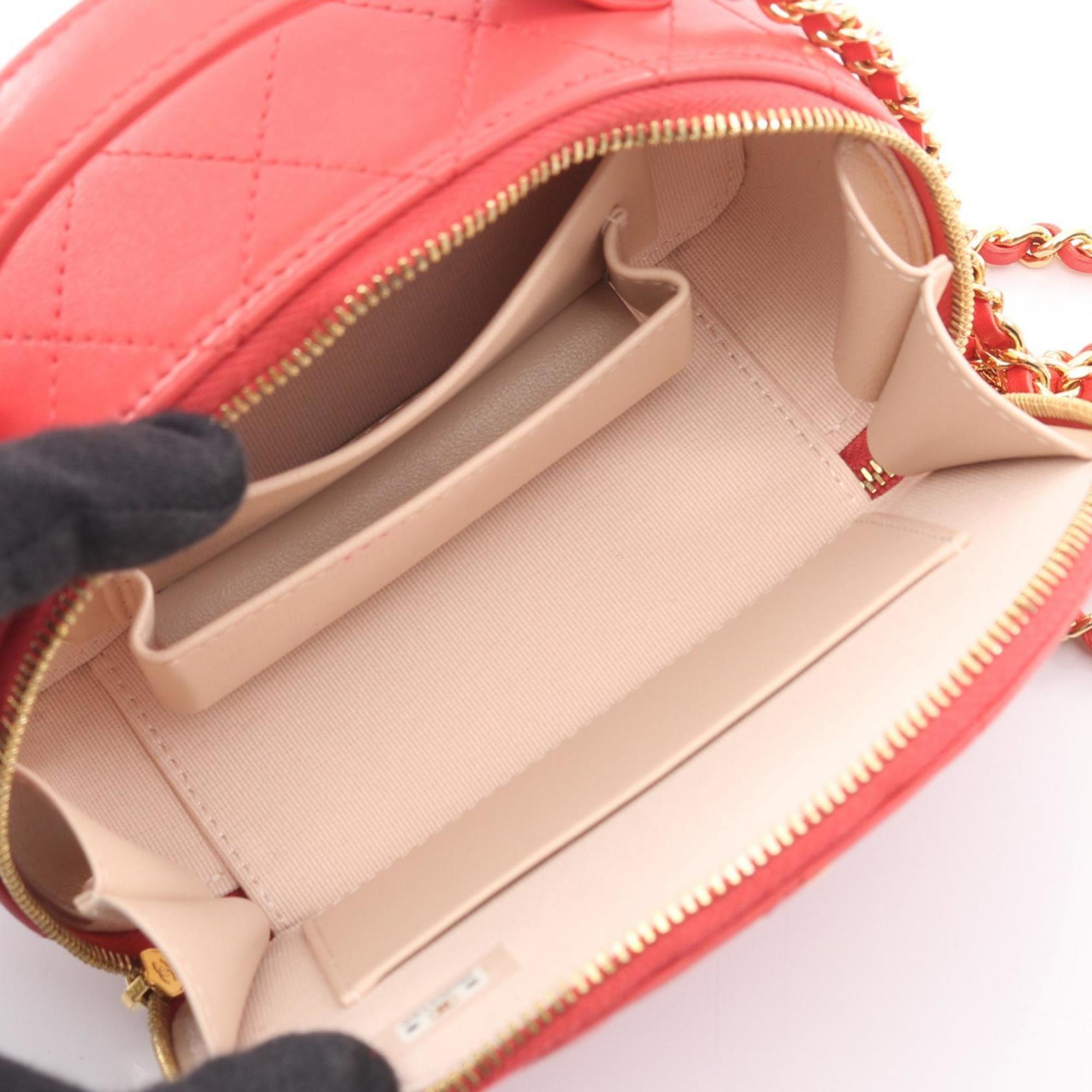 Chanel Pink Leather Shoulder Bag (Pre-Owned)