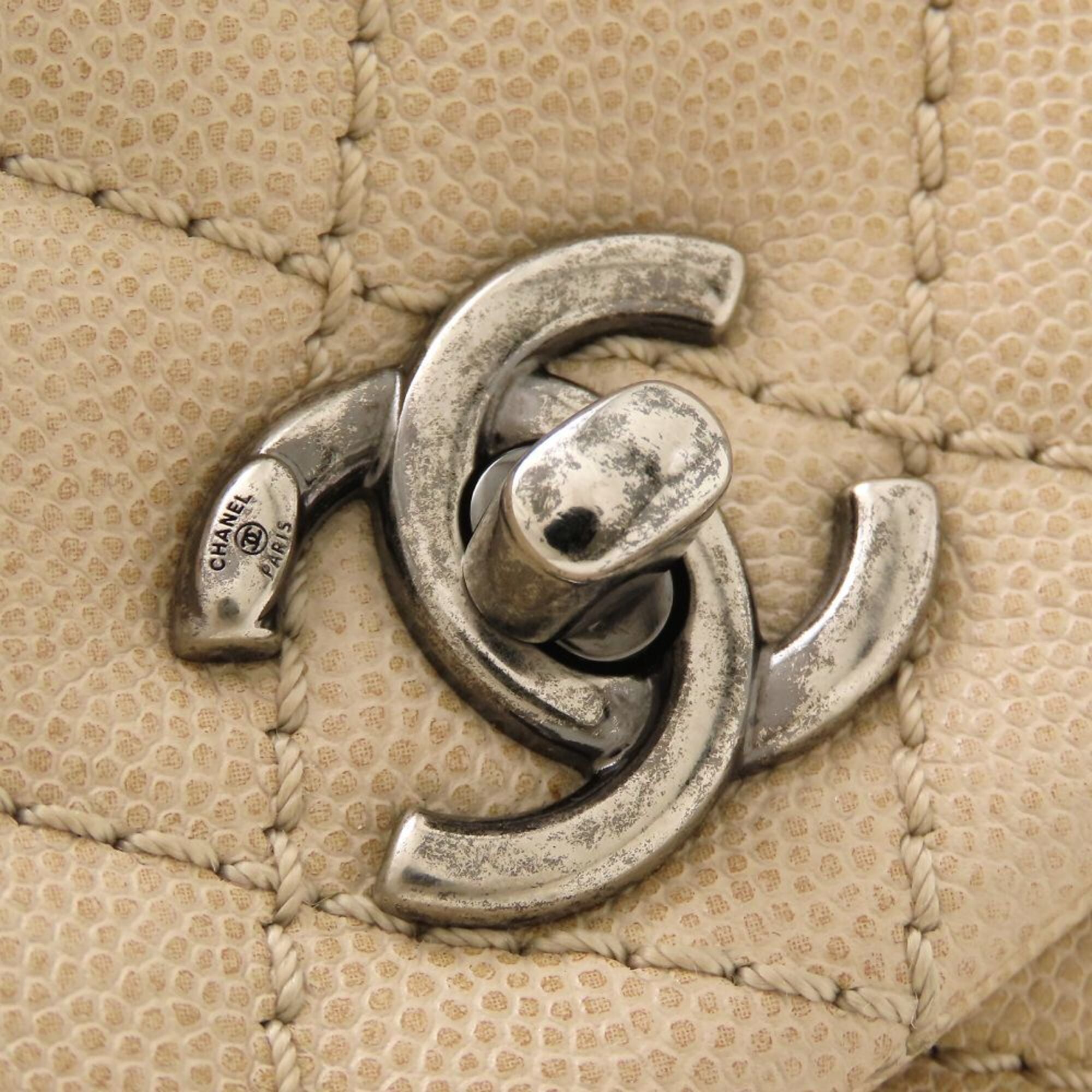 Chanel Matelasse Beige Grained Calfskin Handbag Shoulder Bag (Pre-Owned)