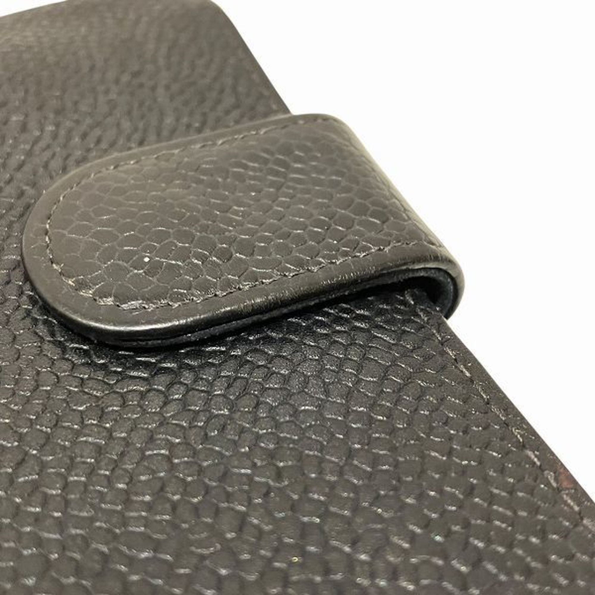 Chanel Black Grained Calfskin Wallet (Bi-Fold) (Pre-Owned)