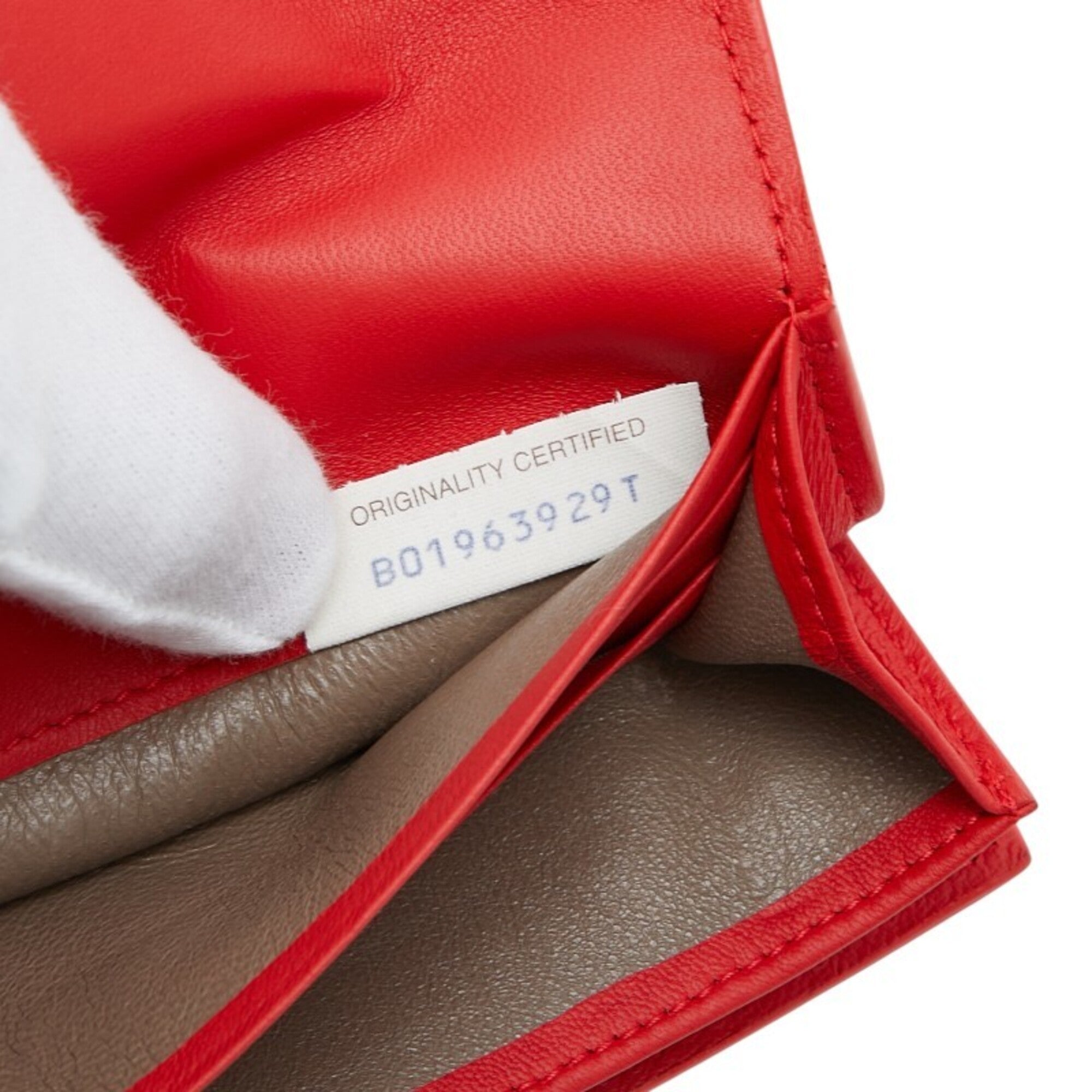 Bottega Veneta Red Color Leather Long Wallet (Bi-Fold) (Pre-Owned)