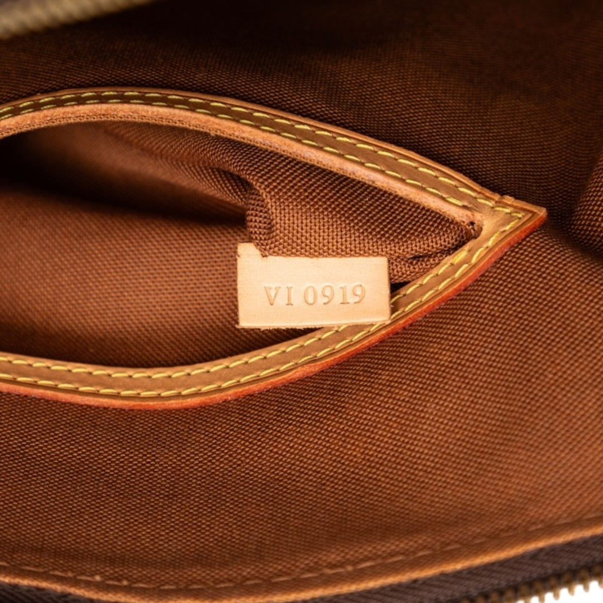 Louis Vuitton Brown Pvc Leather Handbag (Pre-Owned)