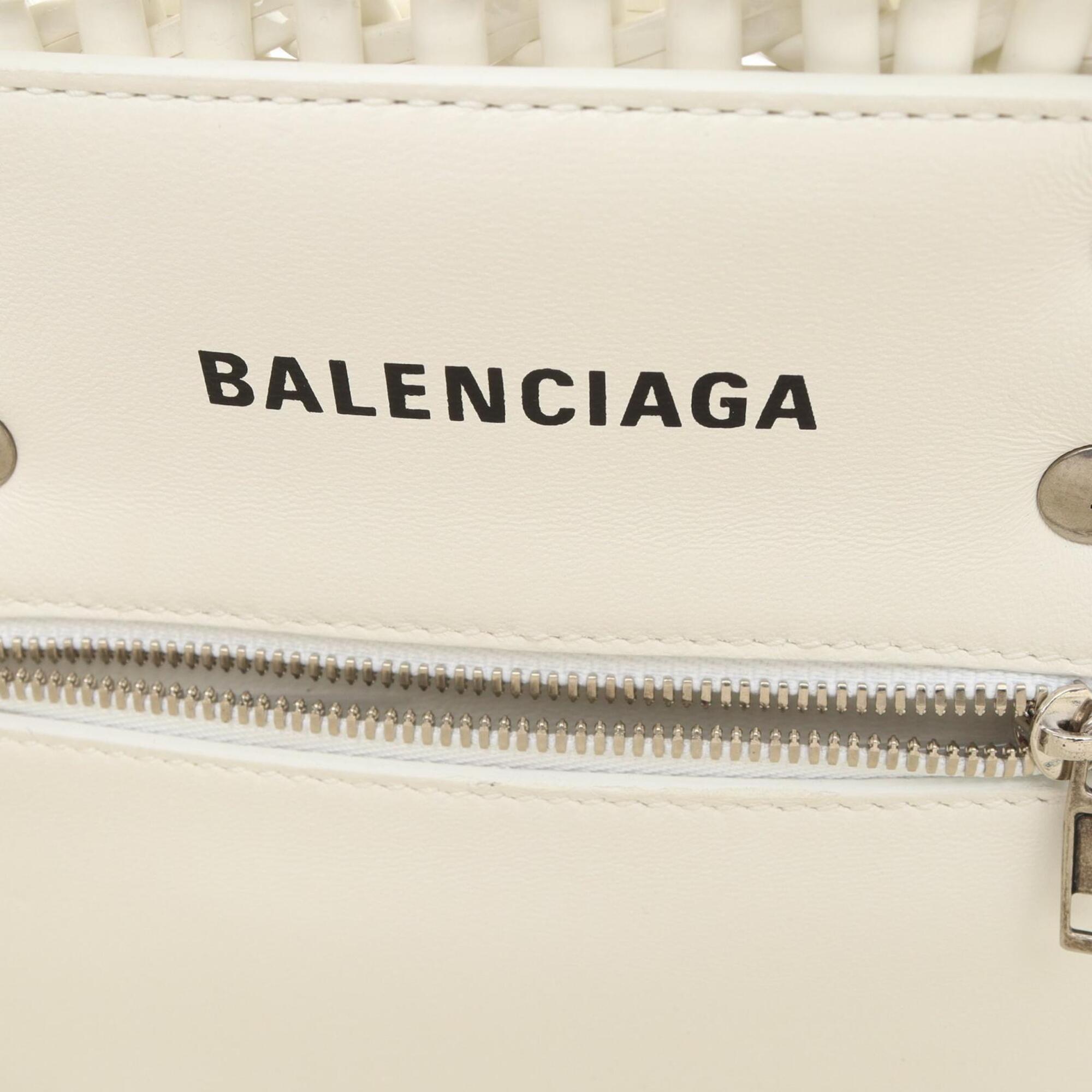 Balenciaga White Leather Basket Tote Bag (Pre-Owned)