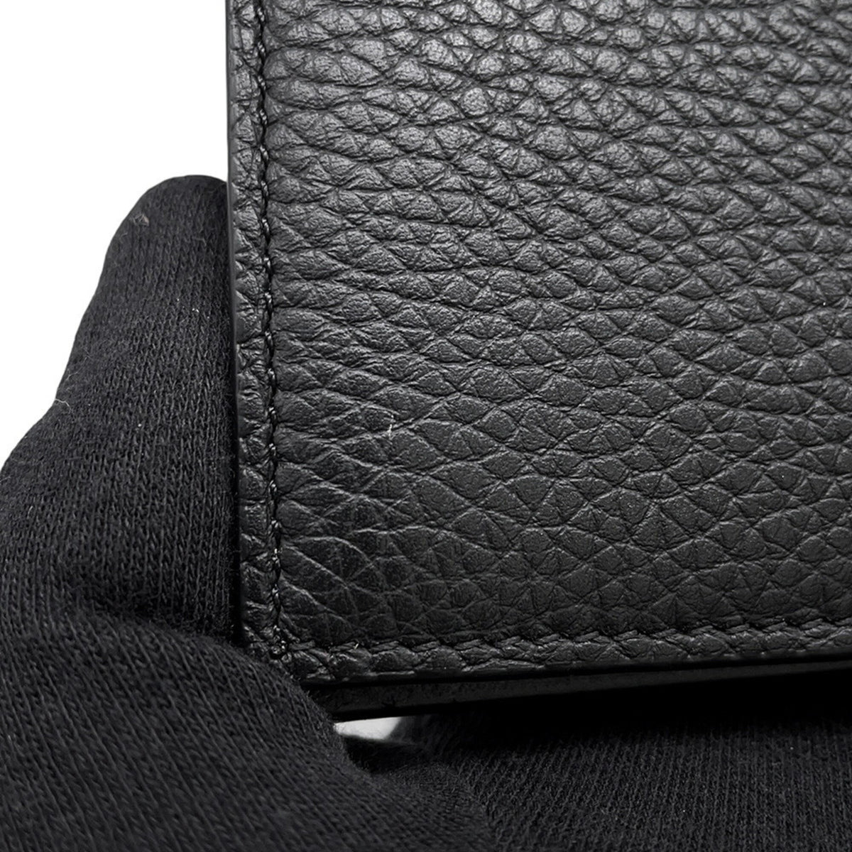 Loewe Black Leather Wallet (Bi-Fold) (Pre-Owned)