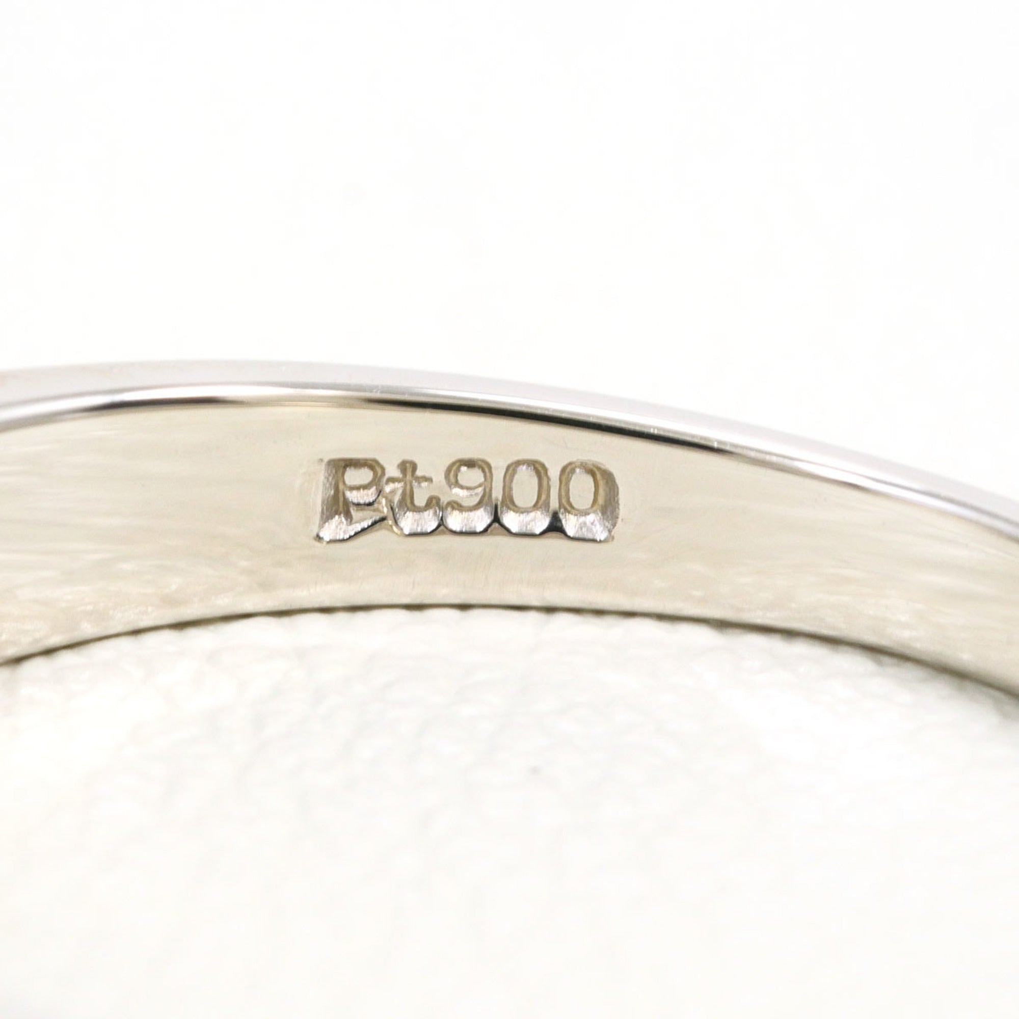 Unbranded Platinum Platinum 900 Band Ring (Pre-Owned)