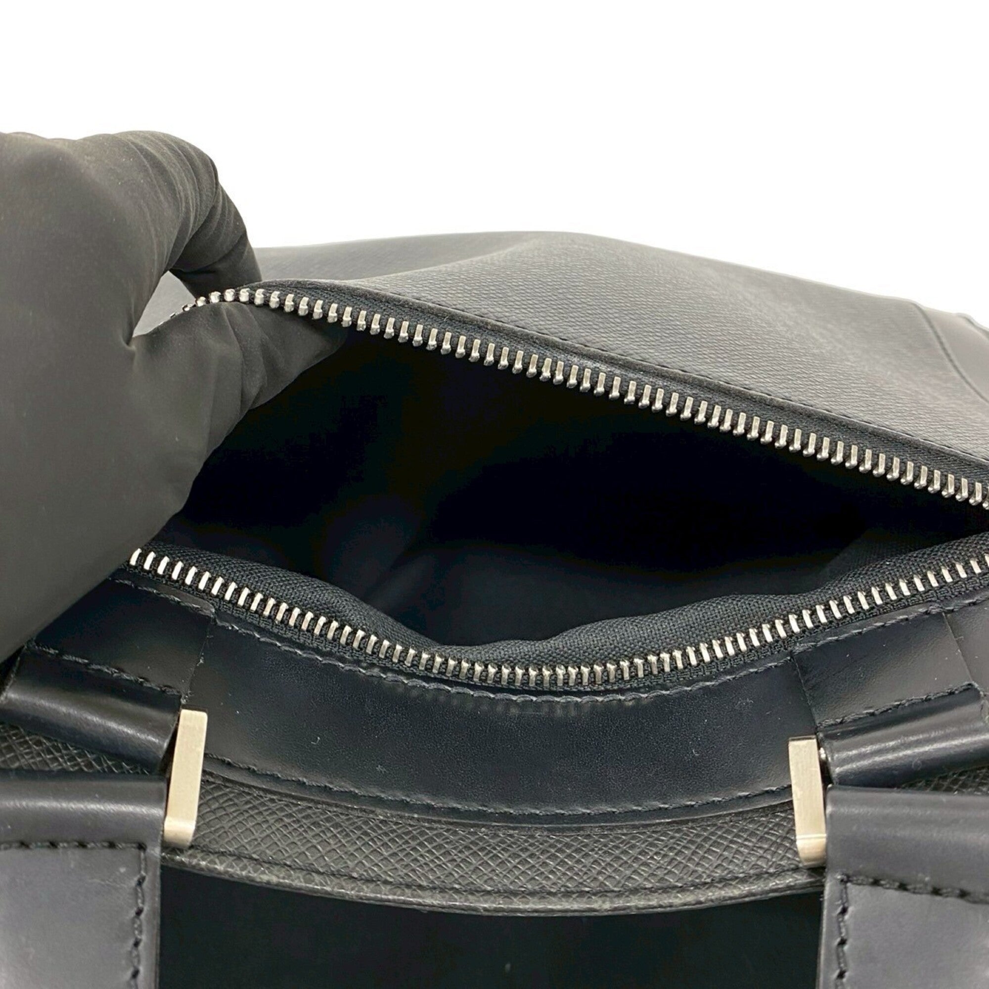 Louis Vuitton Black Leather Handbag Tote Bag (Pre-Owned)