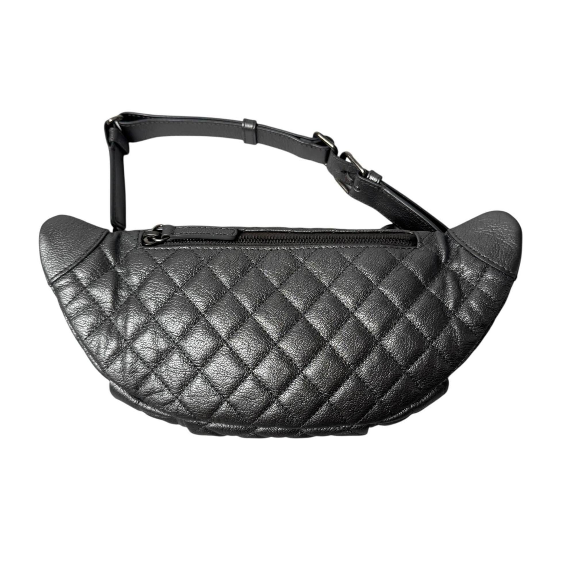 Chanel Silver Leather Fanny Pack (Pre-Owned)