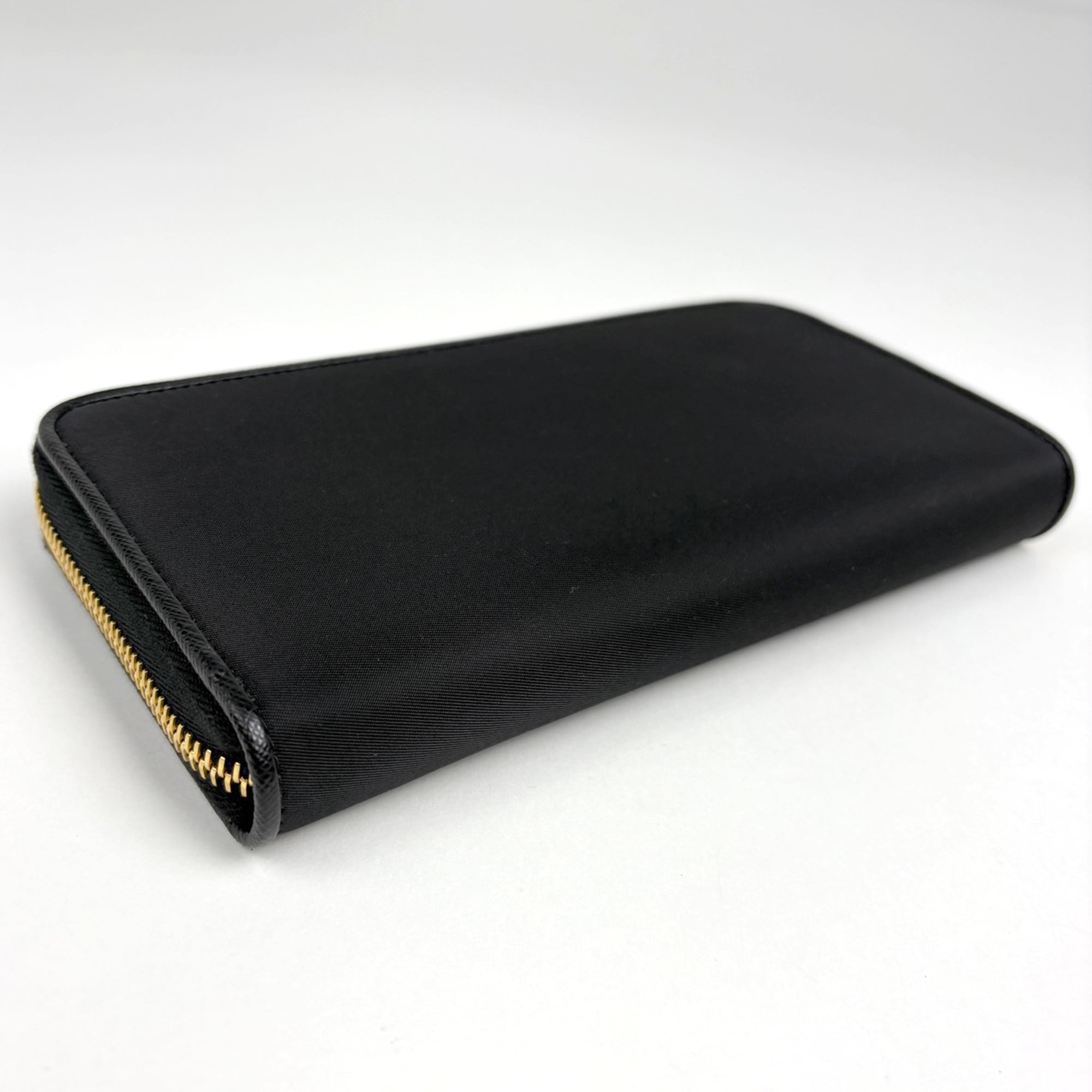 Prada Black Nylon Leather Long Wallet (Bi-Fold) (Pre-Owned)