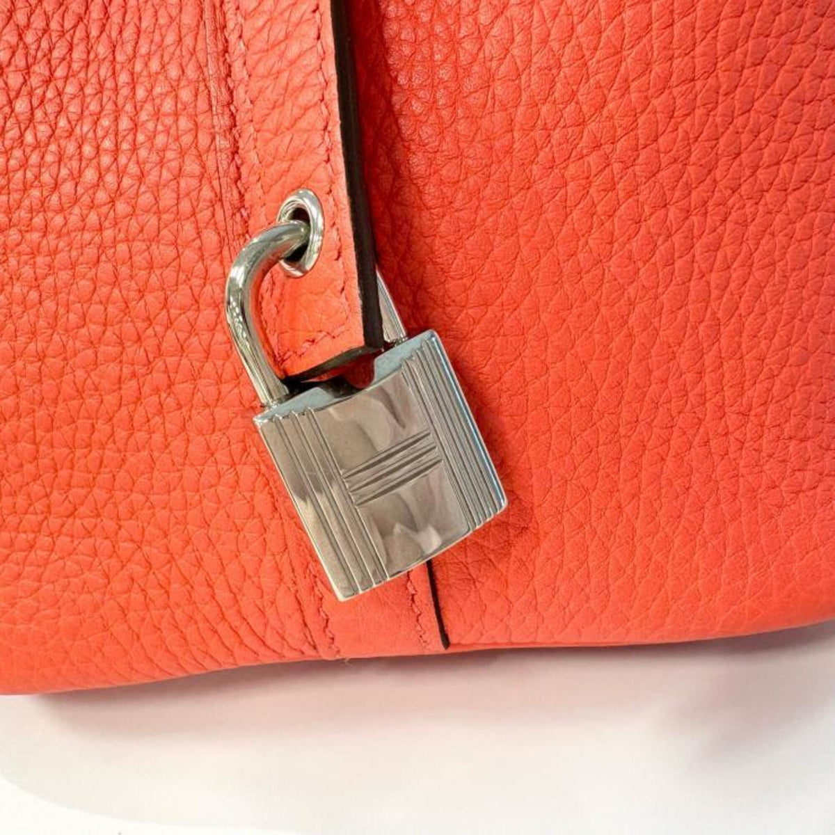 Hermes Red Color Taurillon Clemence Leather Handbag (Pre-Owned)