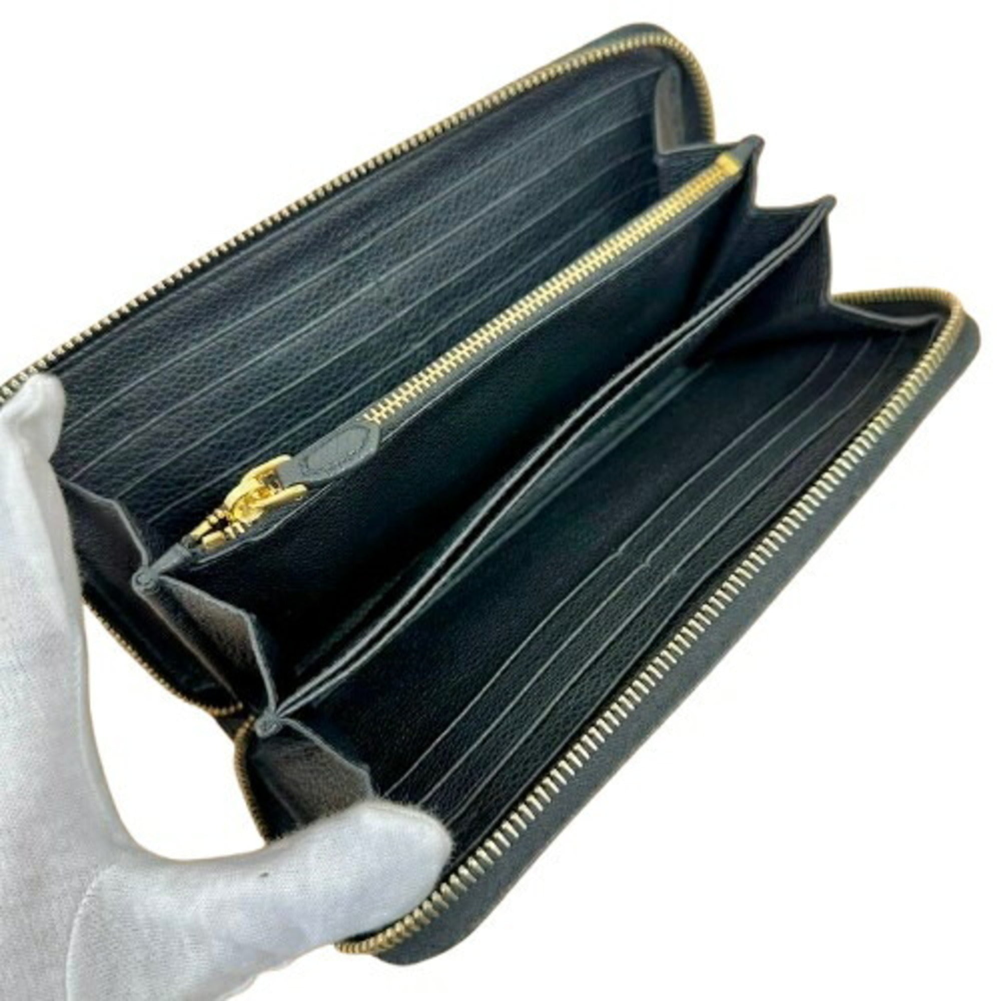 Prada Black Leather Long Wallet (Bi-Fold) (Pre-Owned)