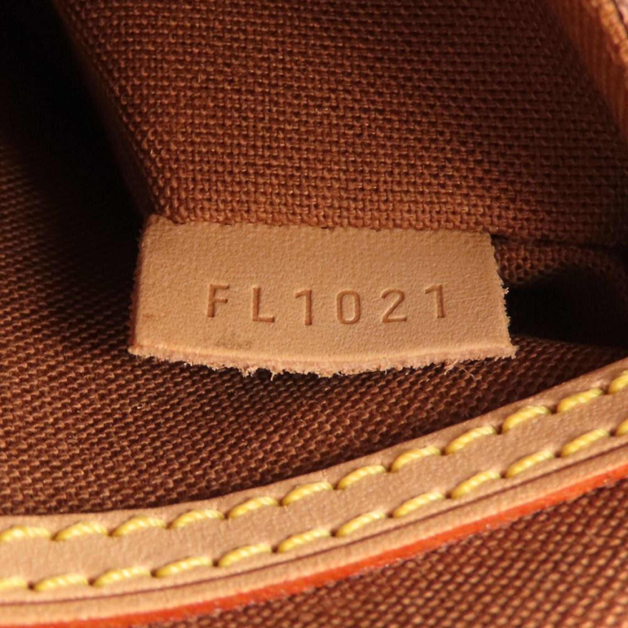 Louis Vuitton Brown Monogram Canvas Handbag (Pre-Owned)