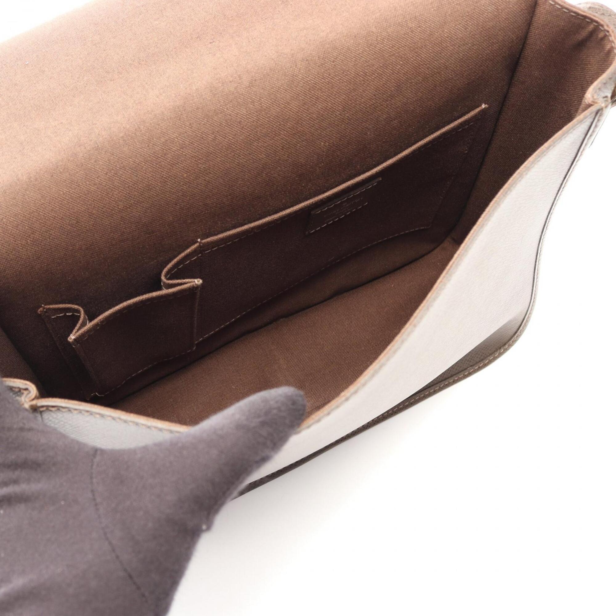 Louis Vuitton Brown Grizzly Taiga Leather Shoulder Bag (Pre-Owned)