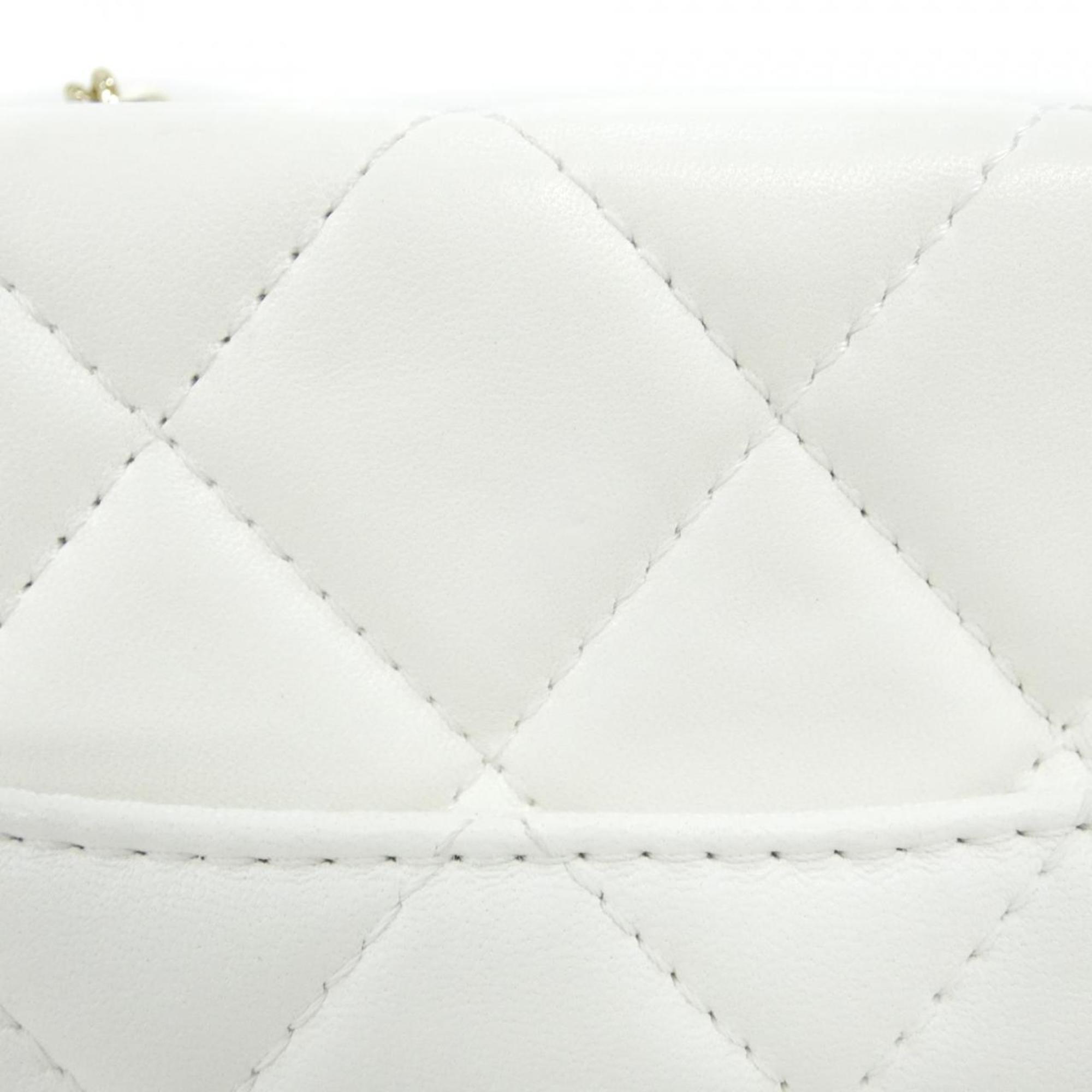 Chanel White Leather Shoulder Bag (Pre-Owned)