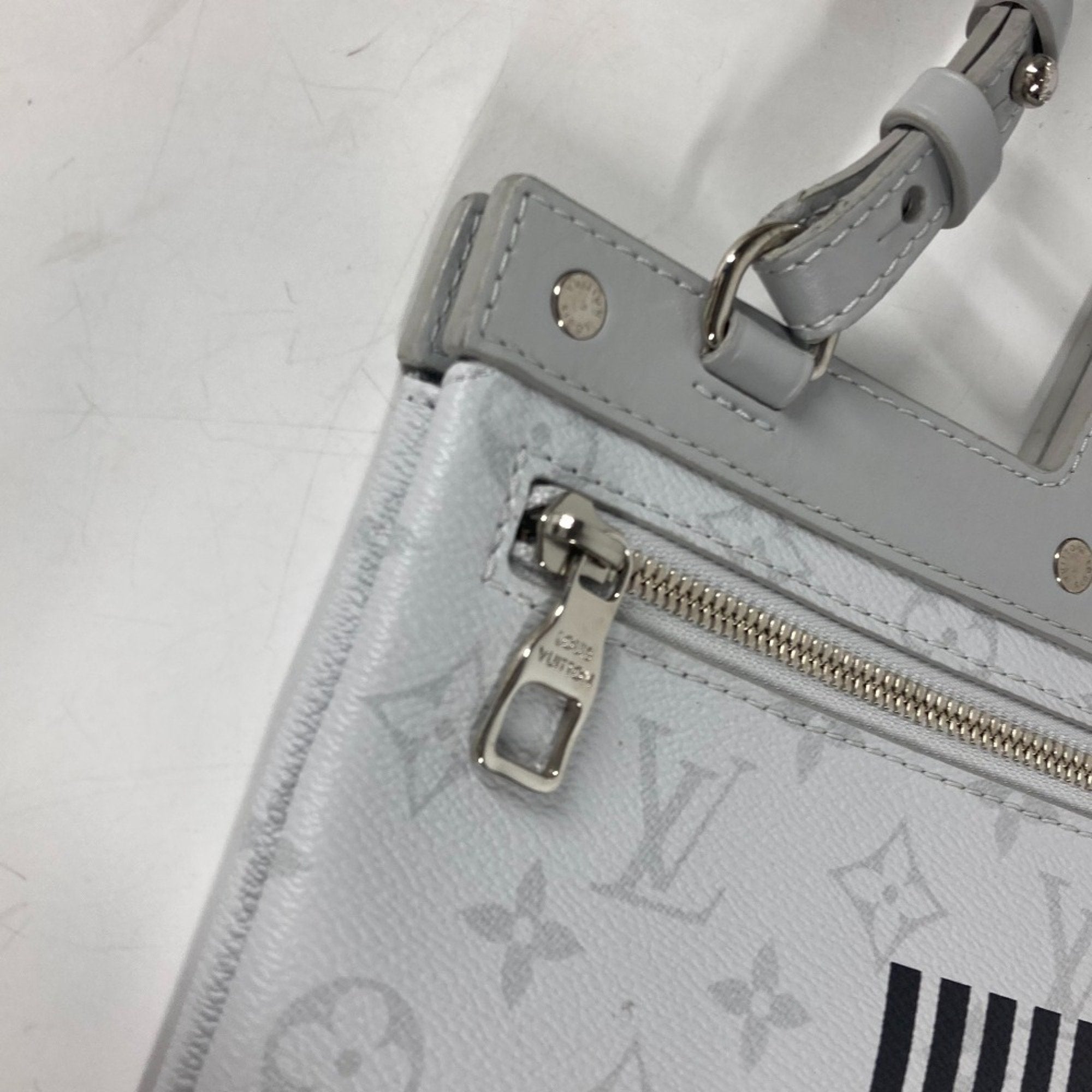 Louis Vuitton White Monogram Handbag Shoulder Bag Tote Bag (Pre-Owned)