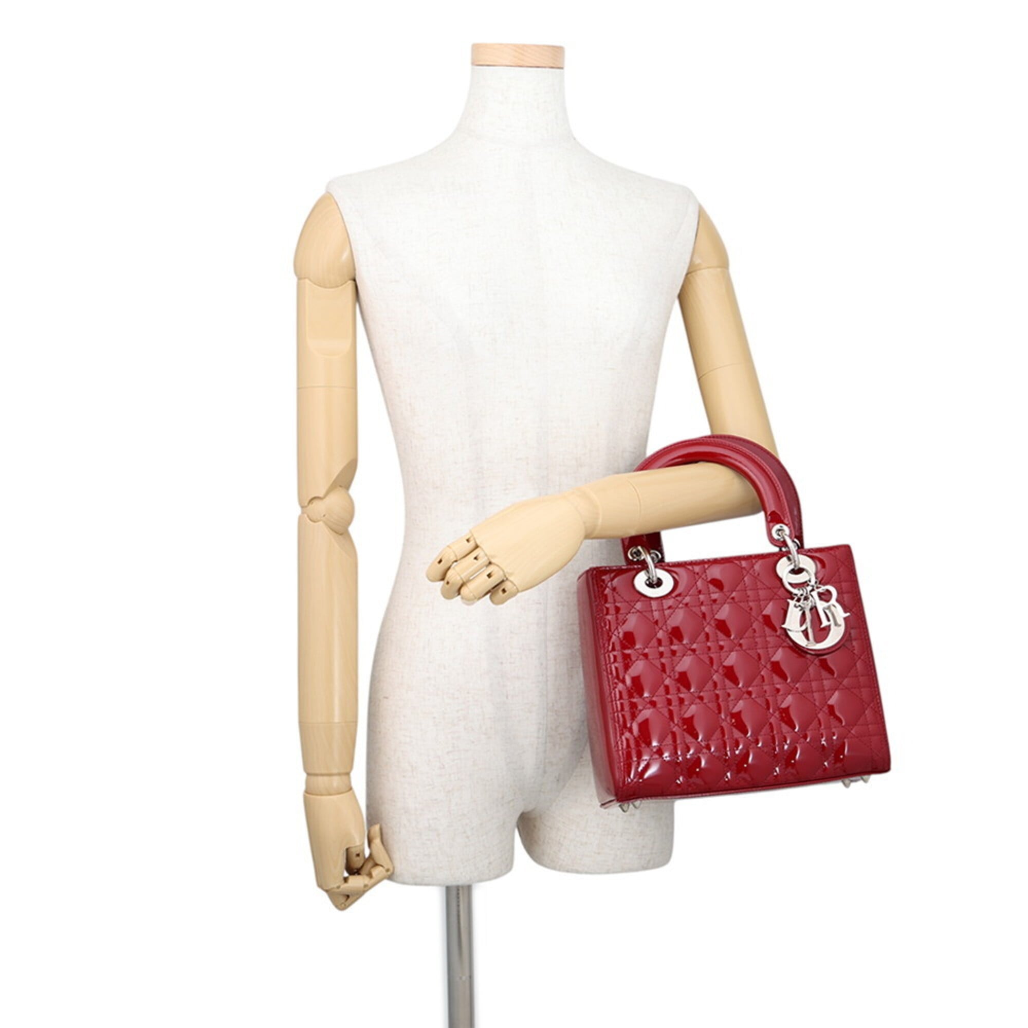 Christian Dior Lady Dior Red Color Patent Leather Handbag (Pre-Owned)