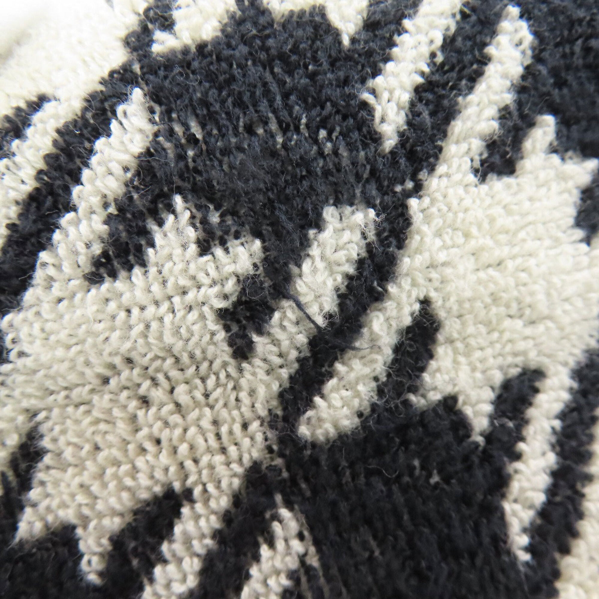 Miu Miu Black White Pile Fabric Handbag (Pre-Owned)