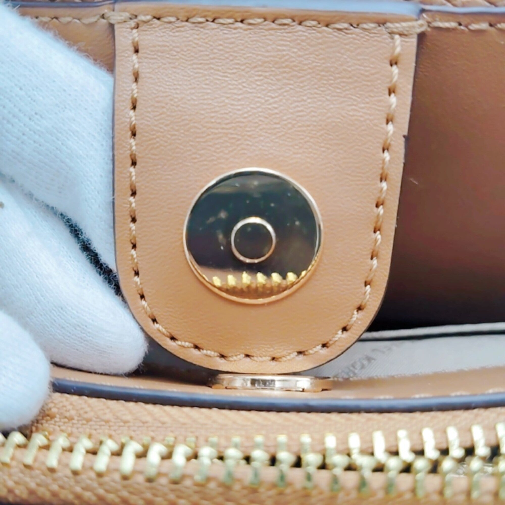 Michael Kors Brown Elastane Handbag Shoulder Bag (Pre-Owned)