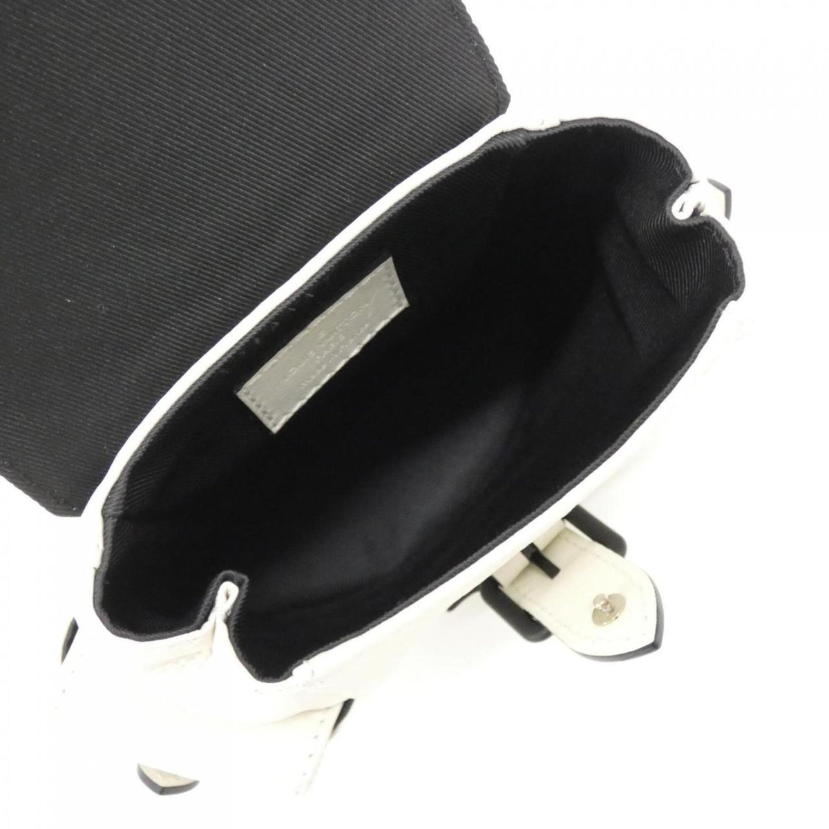 Louis Vuitton Blanc Shoulder Bag (Pre-Owned)