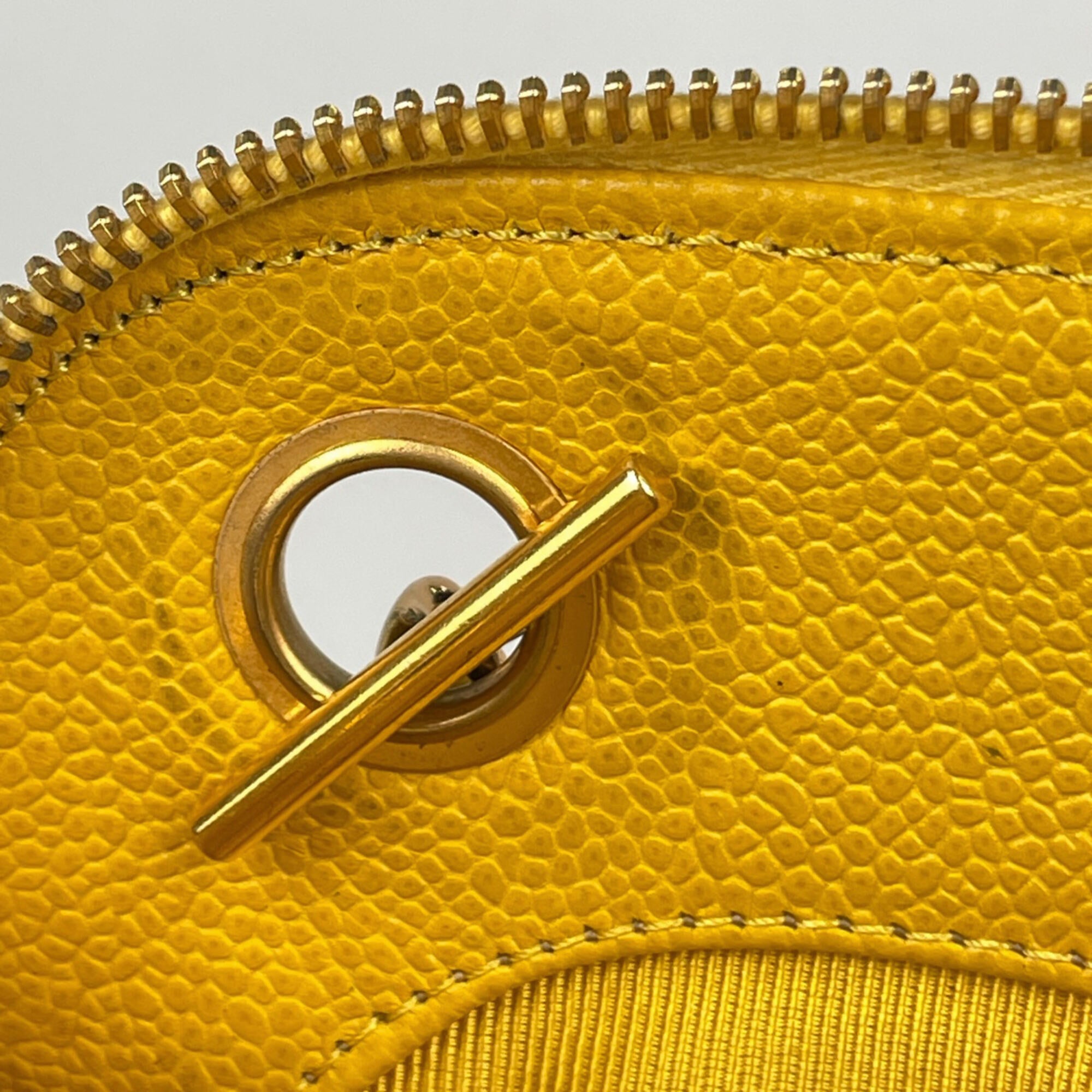 Chanel Yellow Grained Calfskin Shoulder Bag (Pre-Owned)