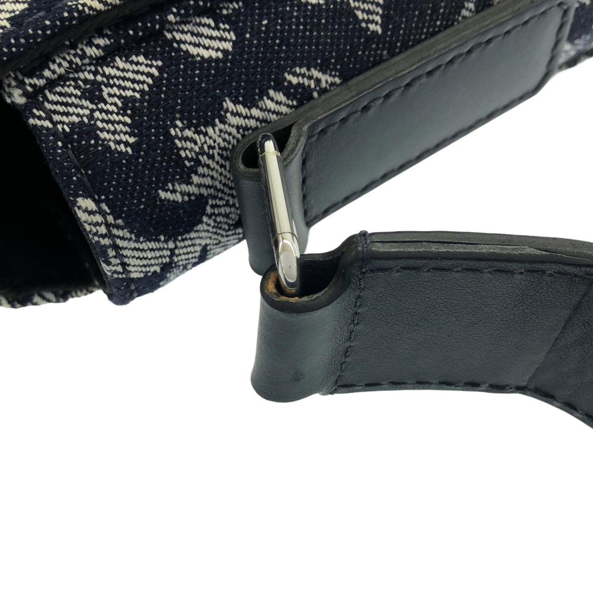 Louis Vuitton Blue Canvas Shoulder Bag (Pre-Owned)