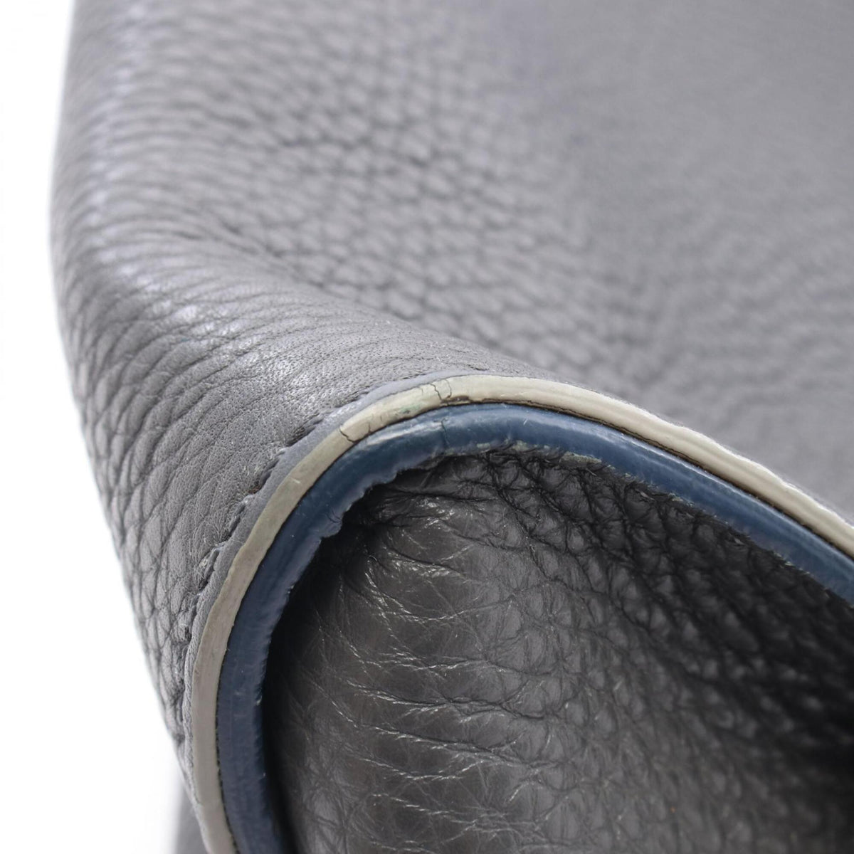 Fendi Selleria Gray Leather Handbag (Pre-Owned)