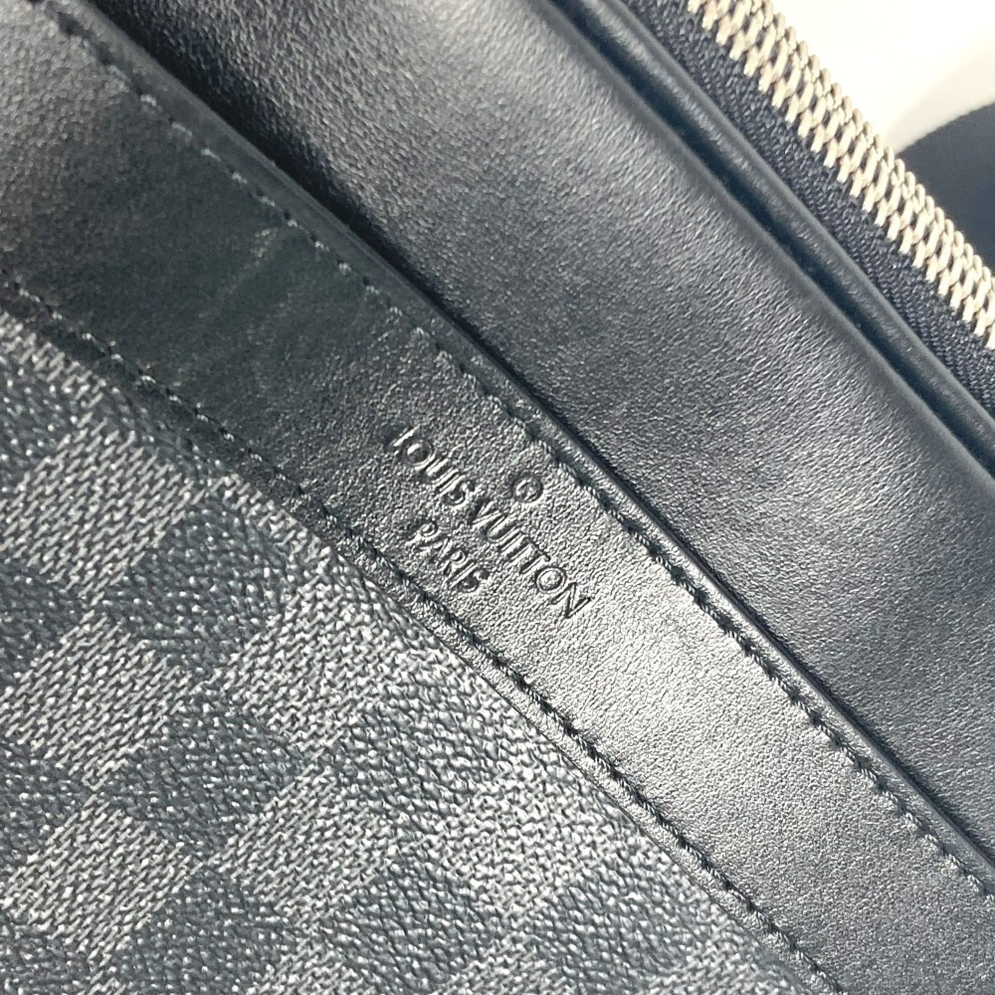Louis Vuitton Damier Graphite Black Damier Graphite Shoulder Bag (Pre-Owned)
