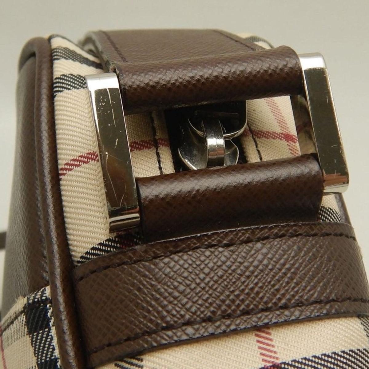 Burberry Brown Canvas Leather Shoulder Bag (Pre-Owned)
