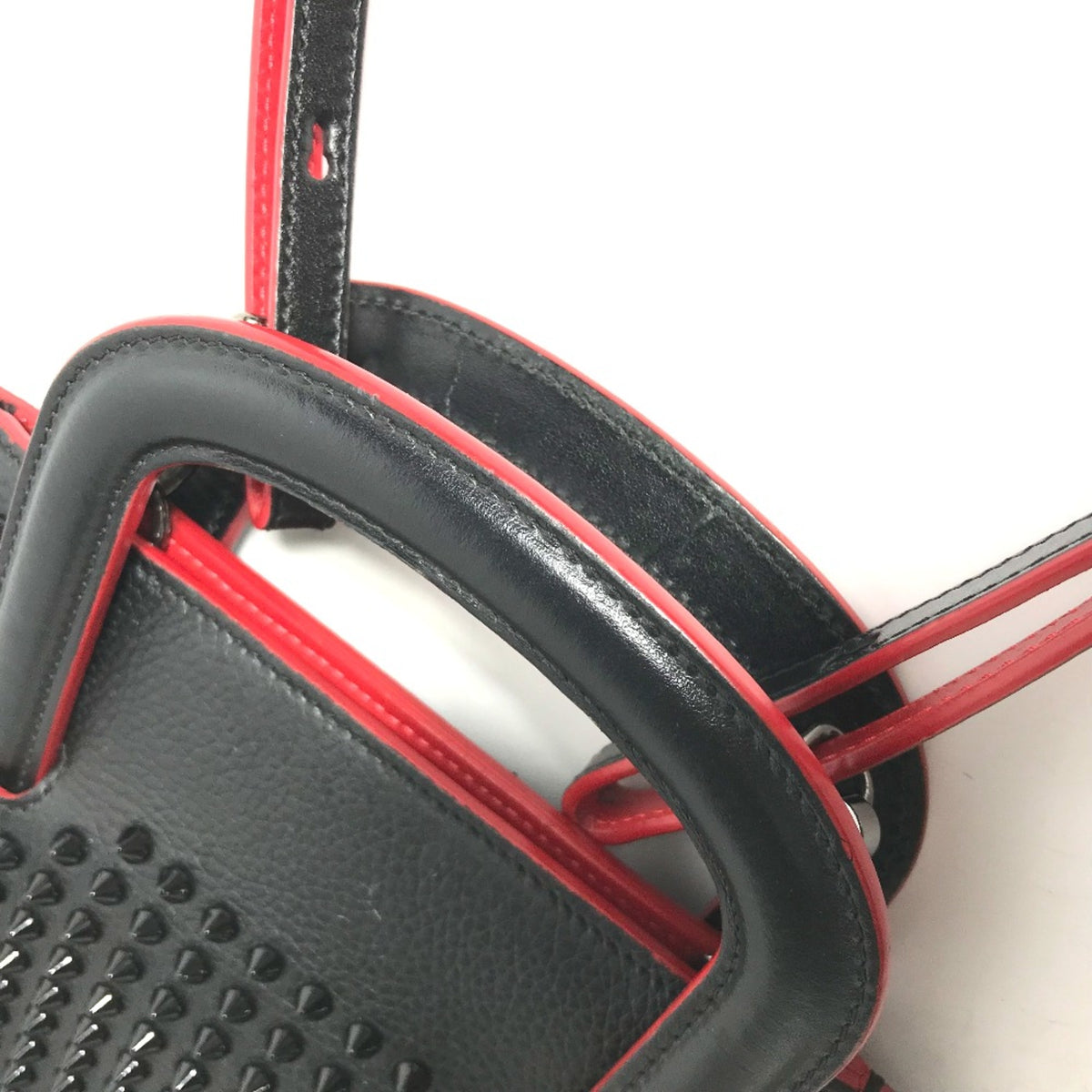 Christian Louboutin Black Leather Shoulder Bag (Pre-Owned)