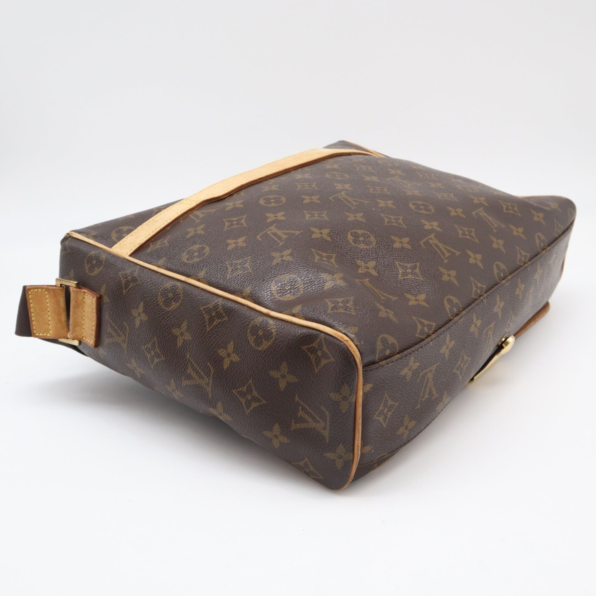 Louis Vuitton Beige Brown Monogram Coated Canvas Leather Shoulder Bag (Pre-Owned)