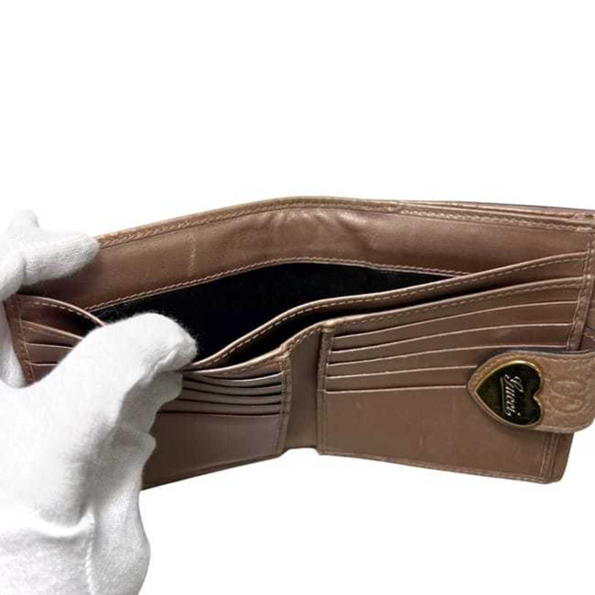 Gucci Beige Leather Wallet (Bi-Fold) (Pre-Owned)