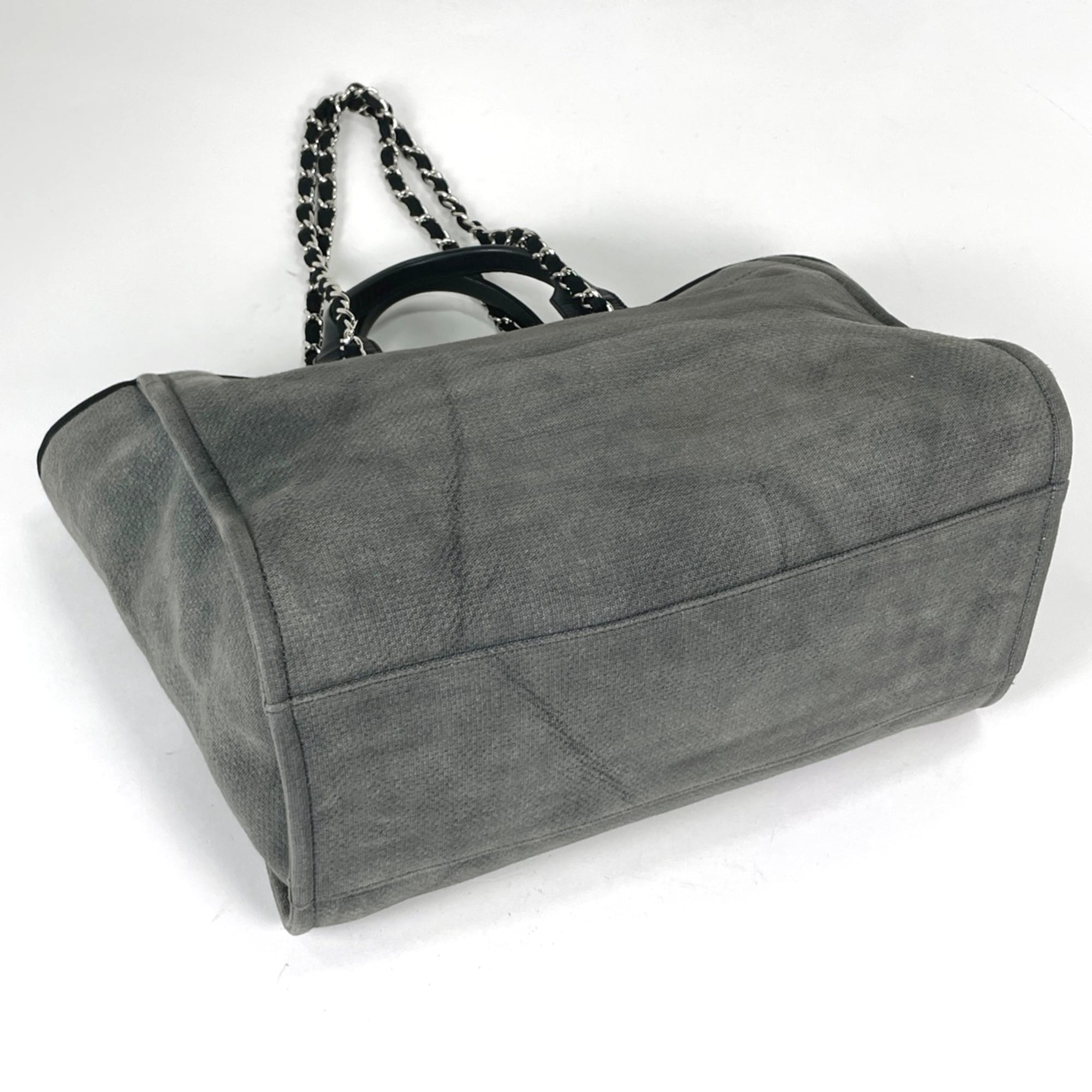 Chanel Gray Canvas Tote Bag (Pre-Owned)