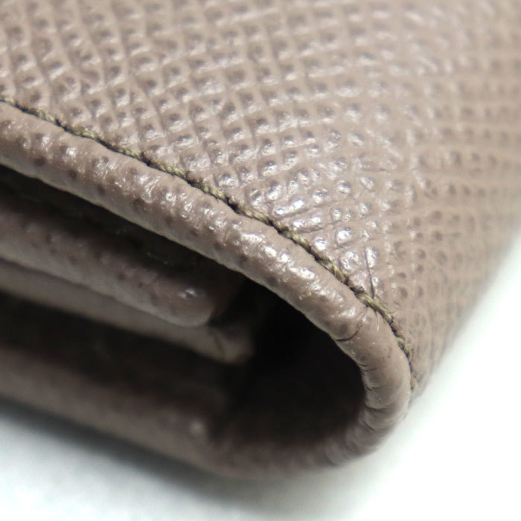 Salvatore Ferragamo Gray Leather Coin Purse/Coin Case (Pre-Owned)