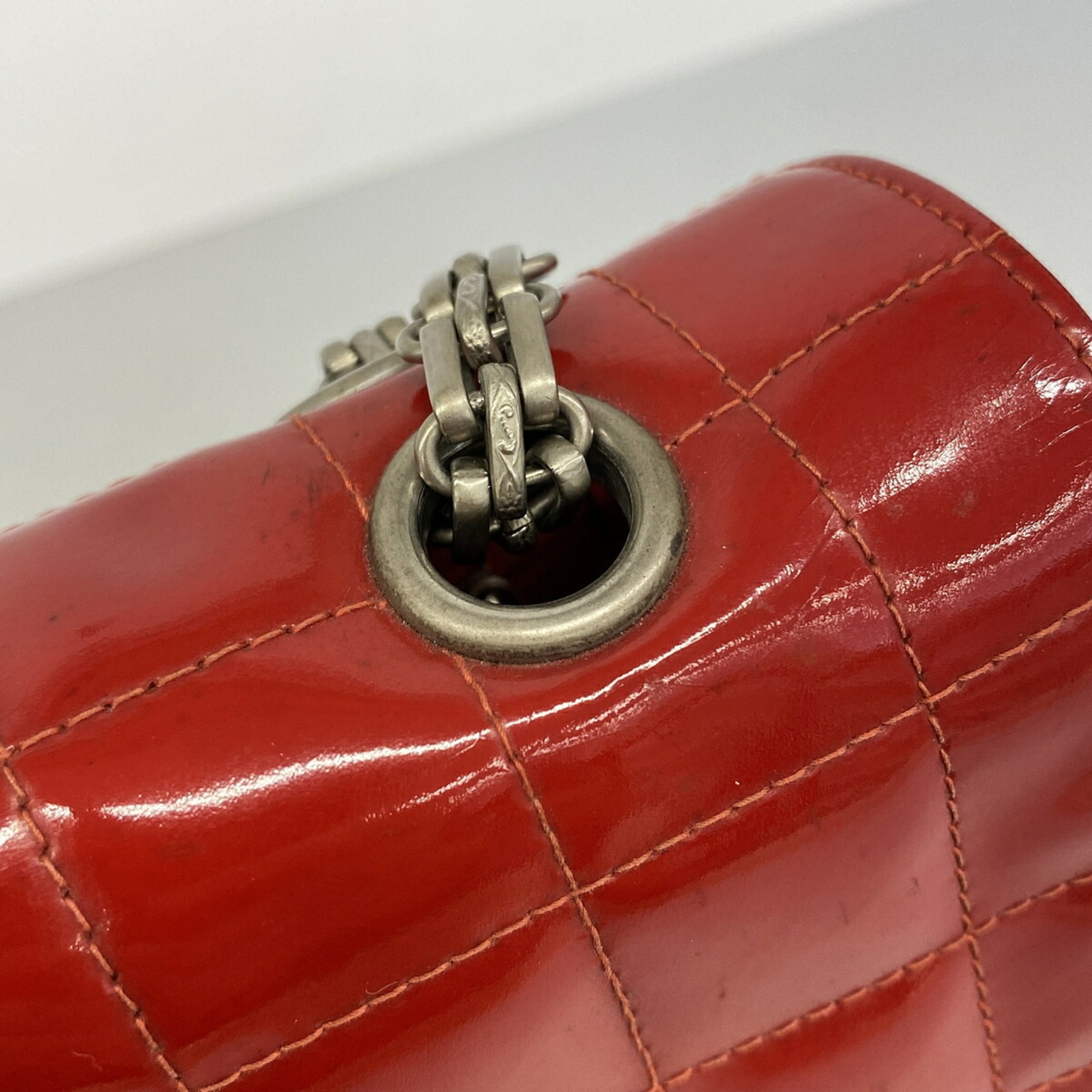 Chanel Red Color Patent Leather Shoulder Bag (Pre-Owned)