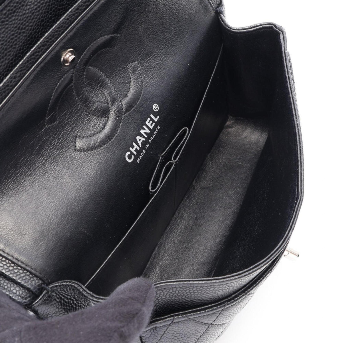 Chanel Black Grained Calfskin Handbag Shoulder Bag (Pre-Owned)