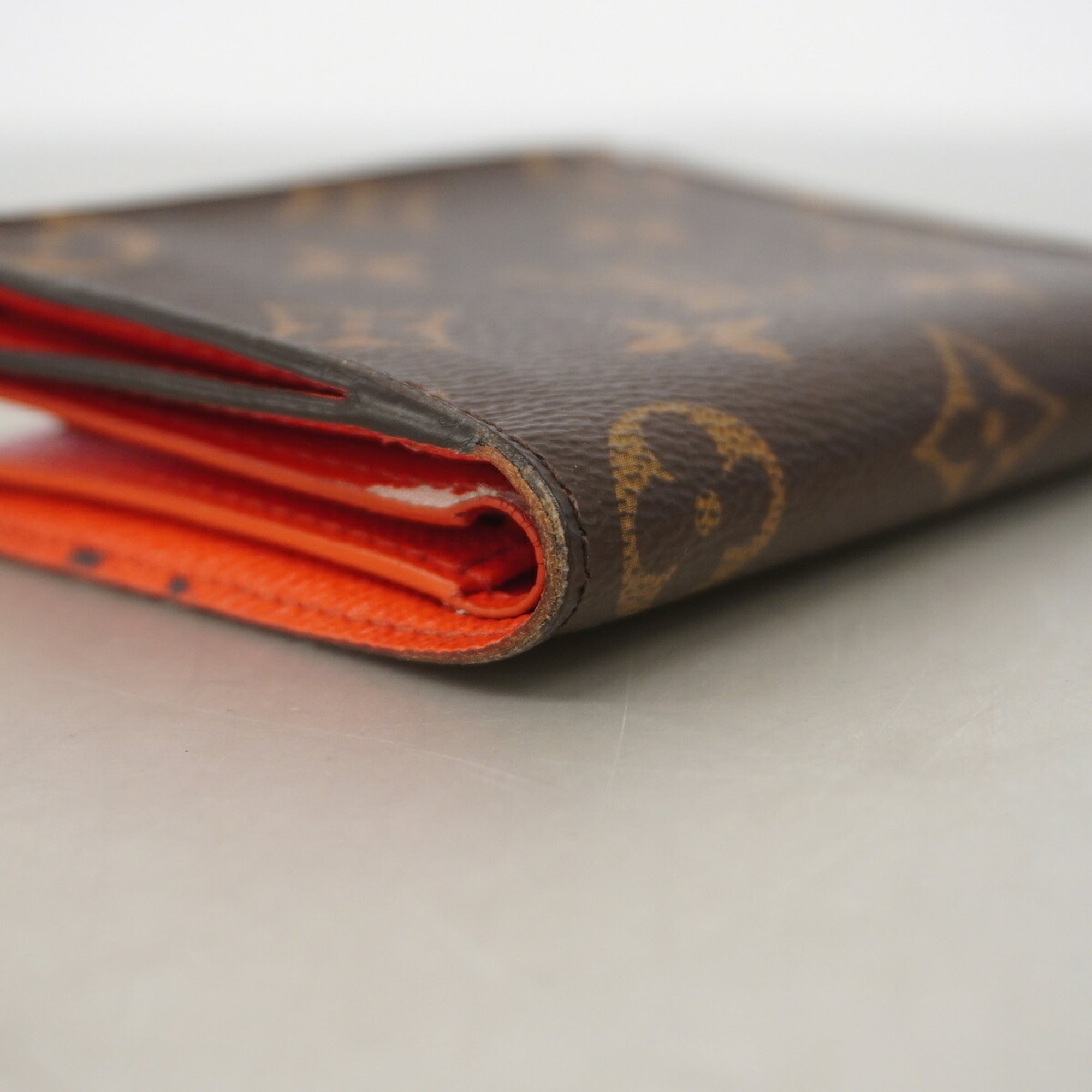Louis Vuitton Brown Wallet (Bi-Fold) (Pre-Owned)
