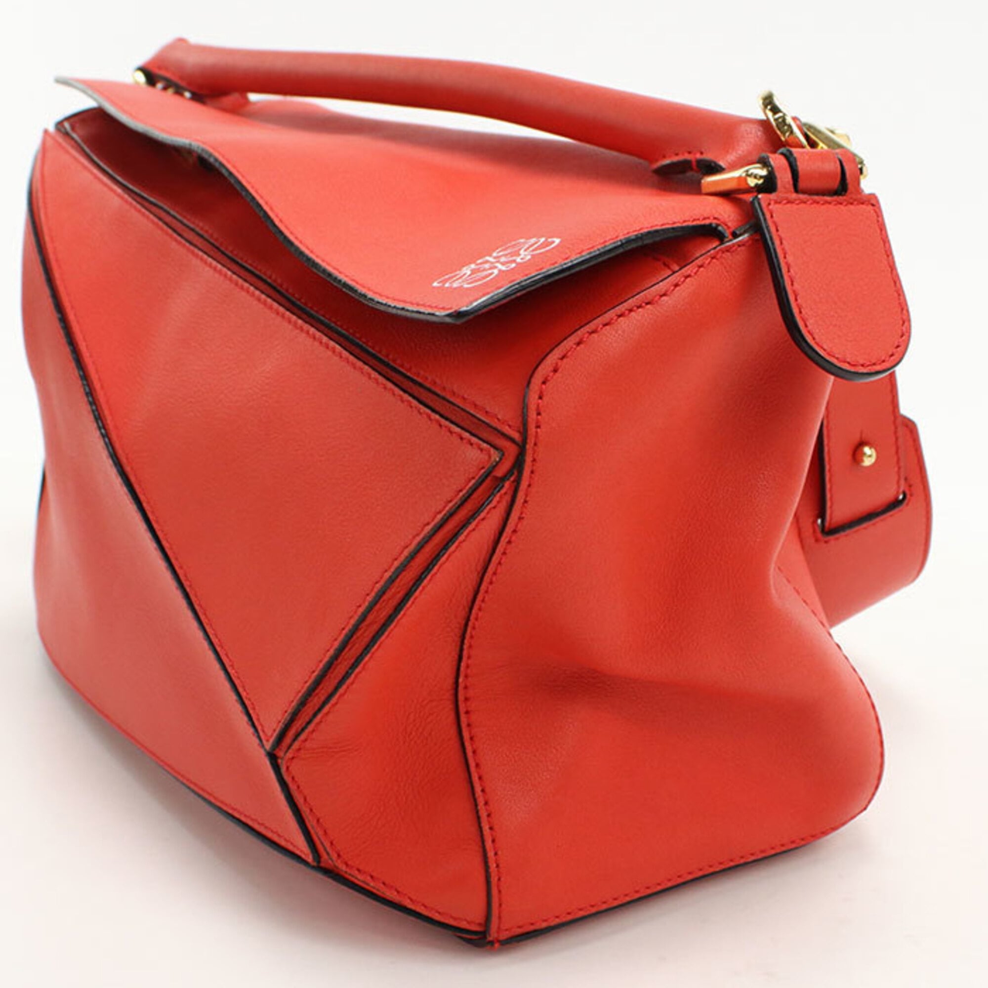 Loewe Red Color Leather Handbag (Pre-Owned)