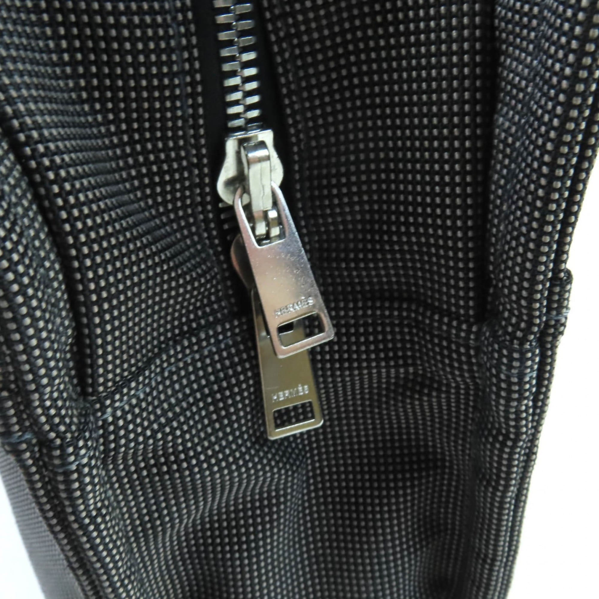 Hermes Her Line Gray Tote Bag (Pre-Owned)