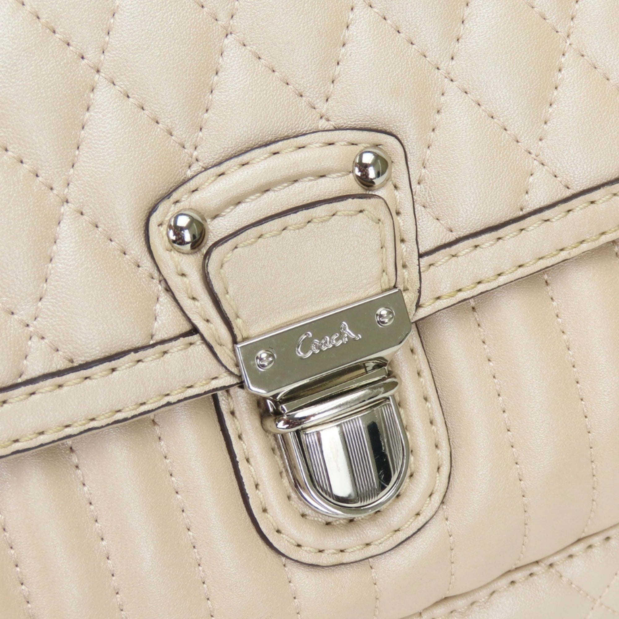 Coach Beige Leather Tote Bag (Pre-Owned)