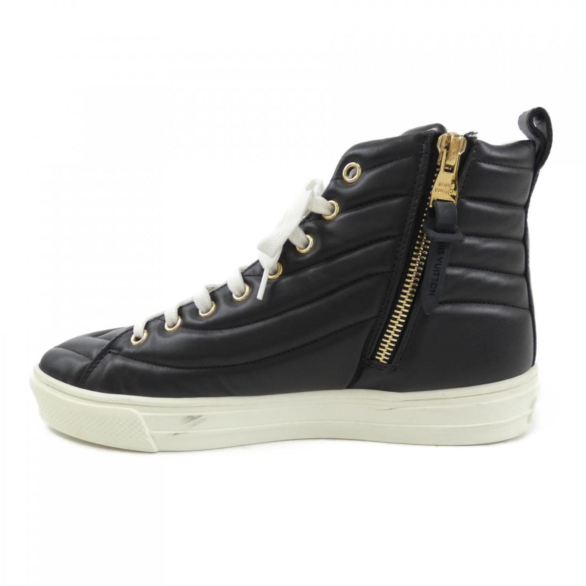 Louis Vuitton Black Sneakers (Pre-Owned)