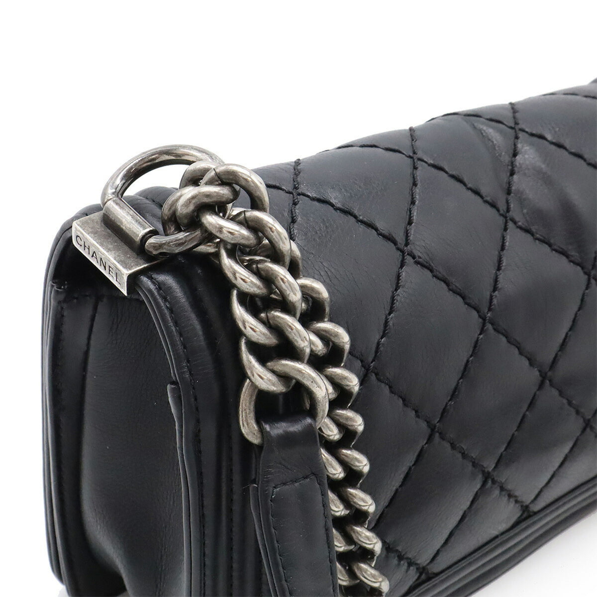 Chanel Wild Stitch Black Leather Shoulder Bag (Pre-Owned)