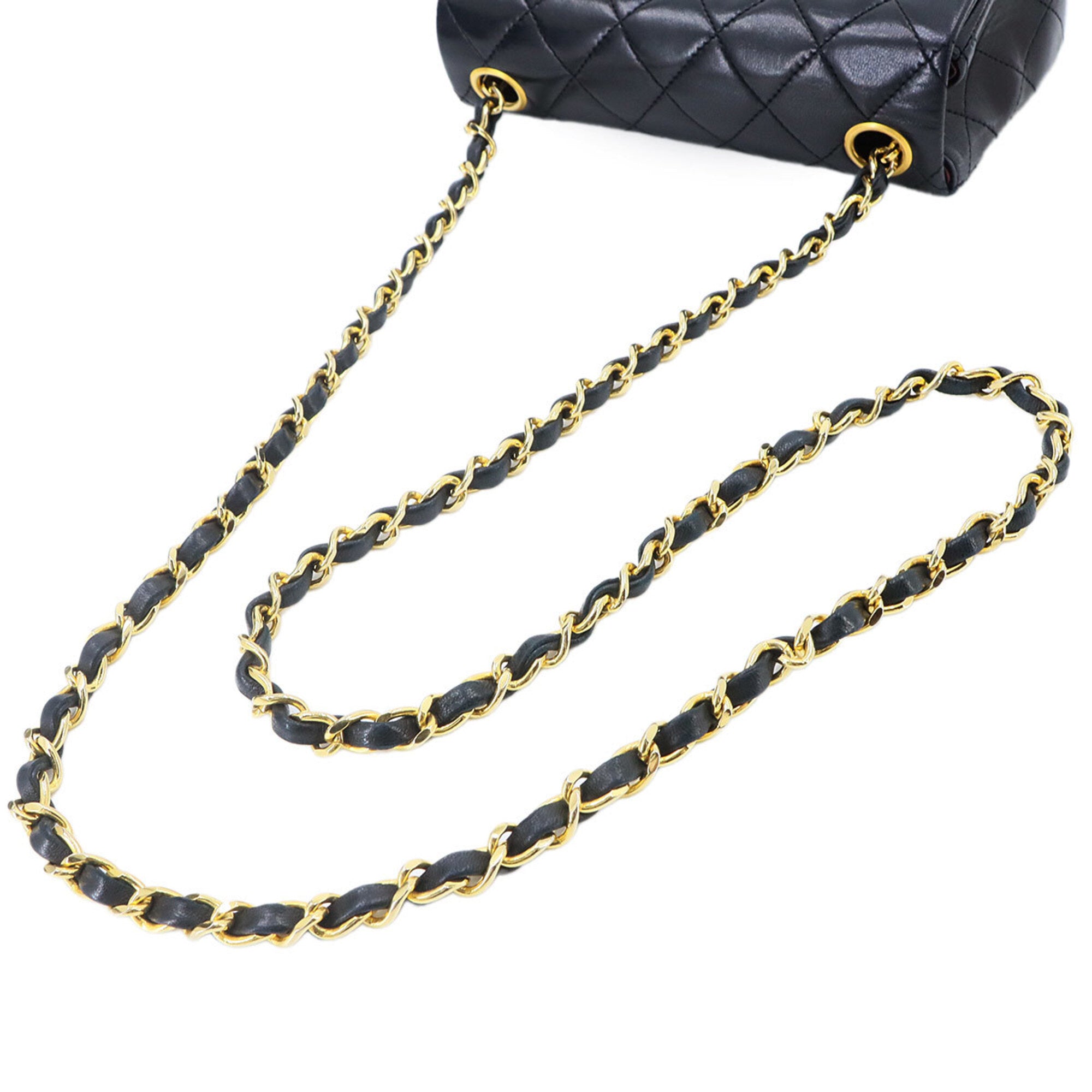 Chanel Black Leather Handbag Shoulder Bag (Pre-Owned)