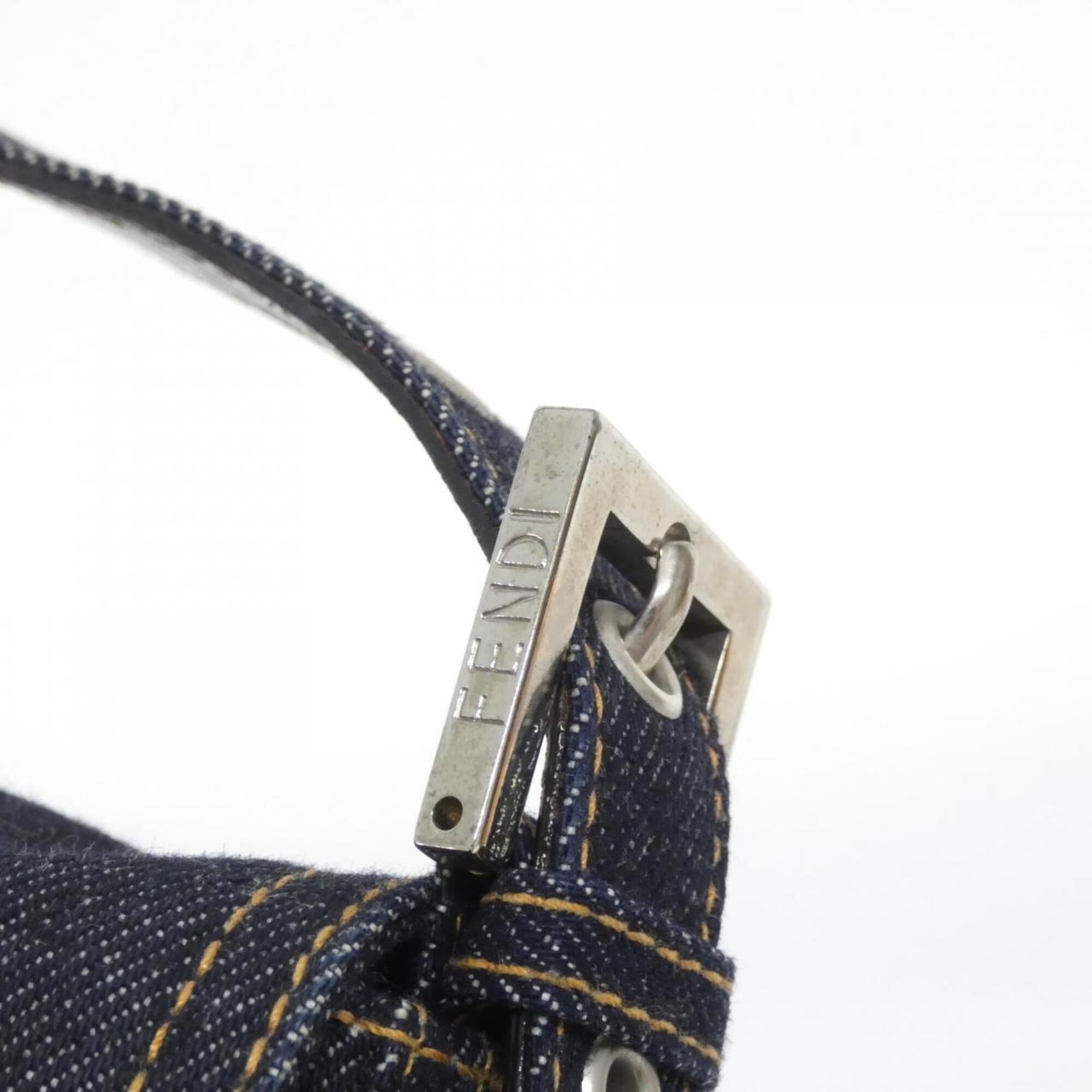 Fendi Baguette Navy Denim Shoulder Bag (Pre-Owned)