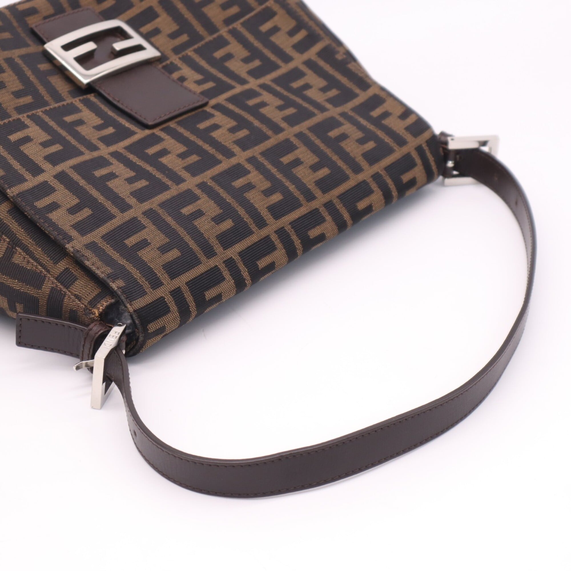 Fendi Zucca Beige Brown Zucca Leather Shoulder Bag (Pre-Owned)
