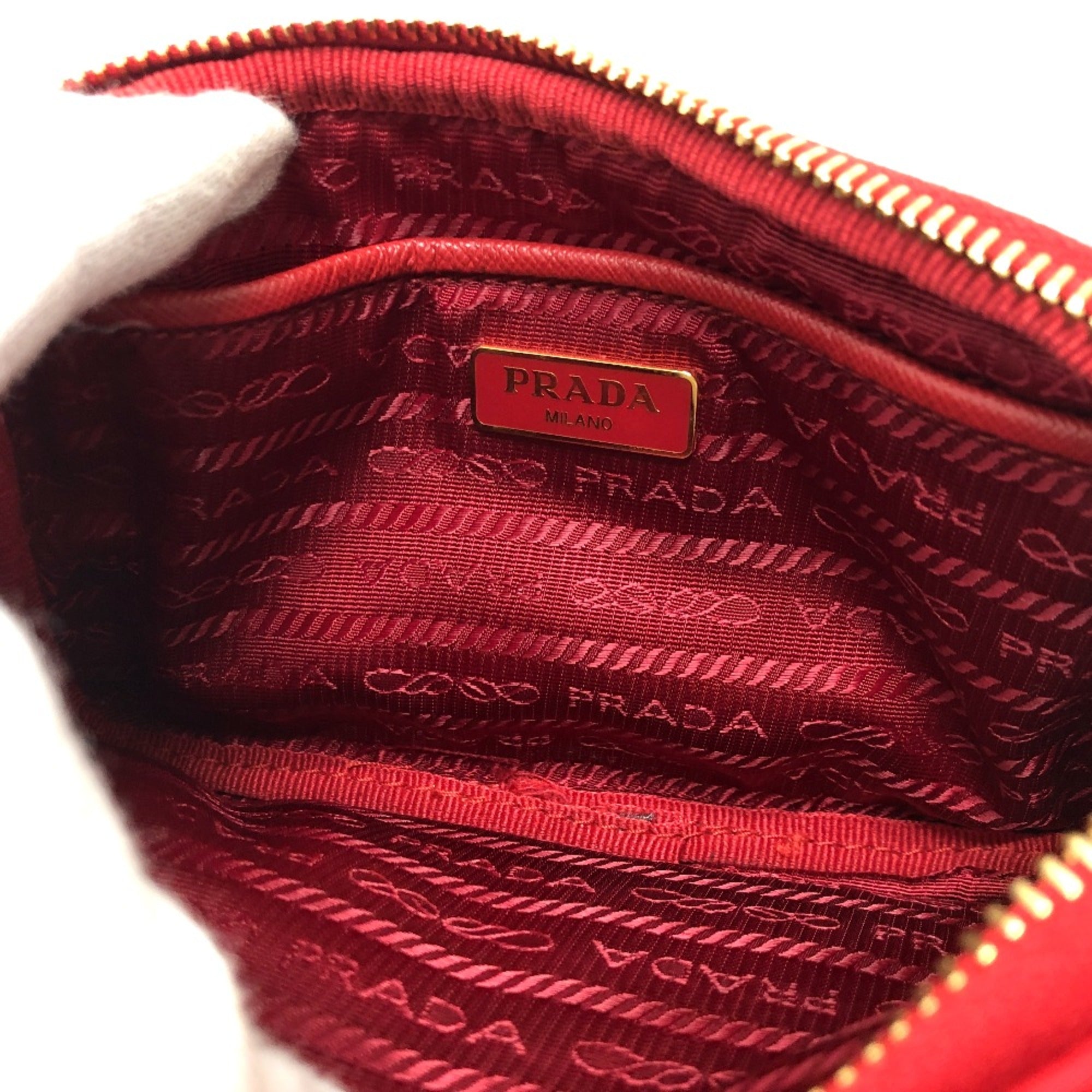 Prada Red Cloth Shoulder Bag (Pre-Owned)